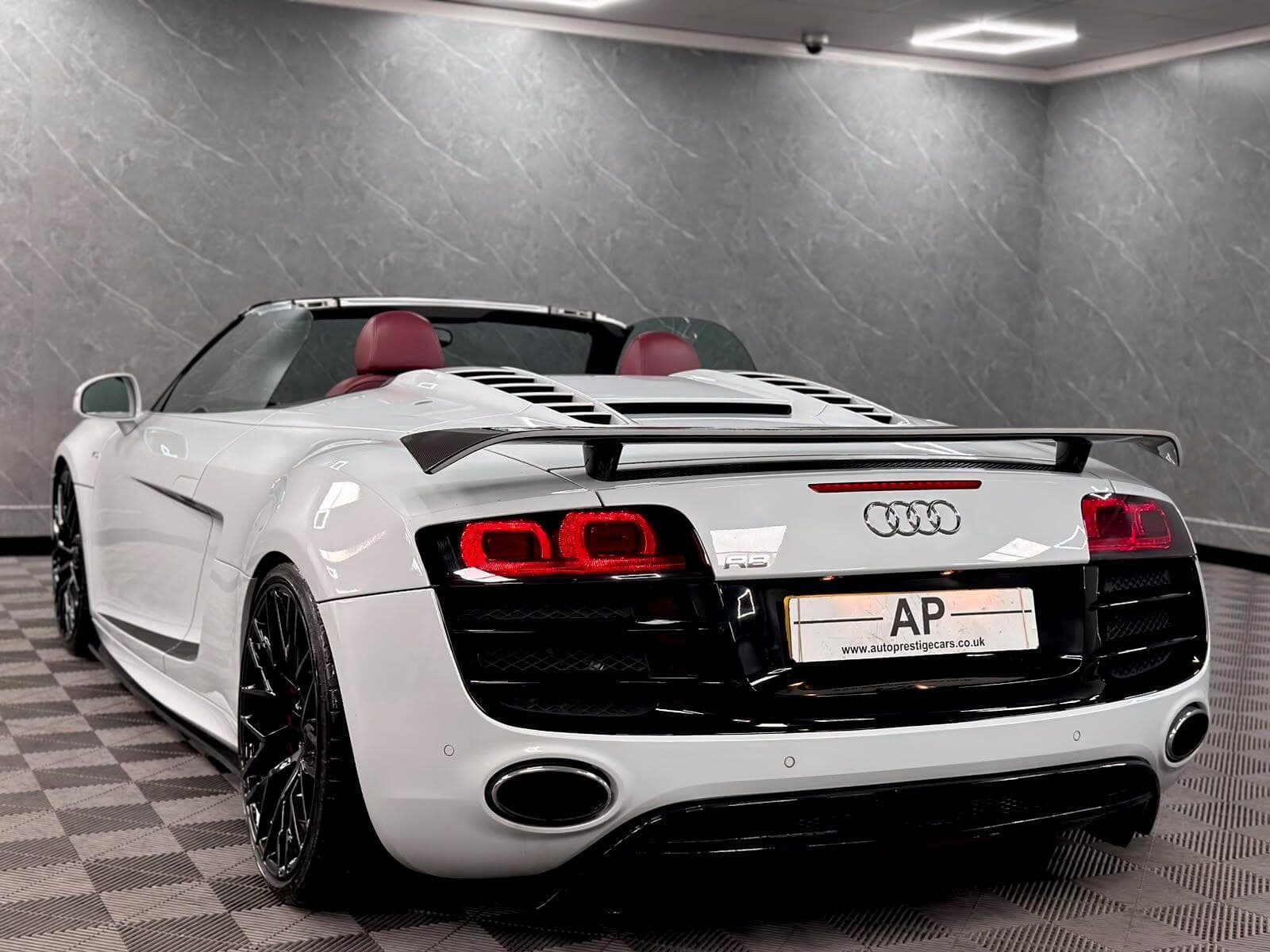 2010 Audi R8 - Thumbnail 35