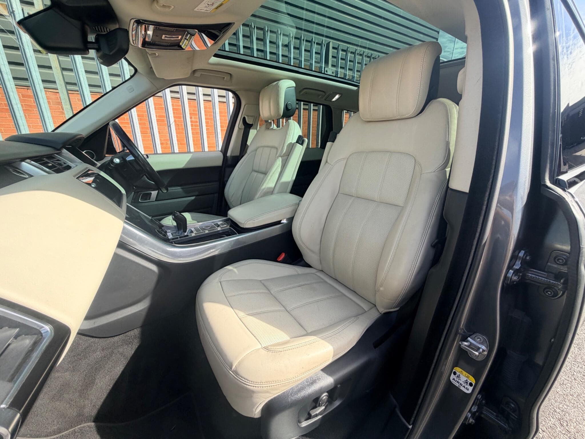 2018 Land Rover Range Rover Sport - Thumbnail 14
