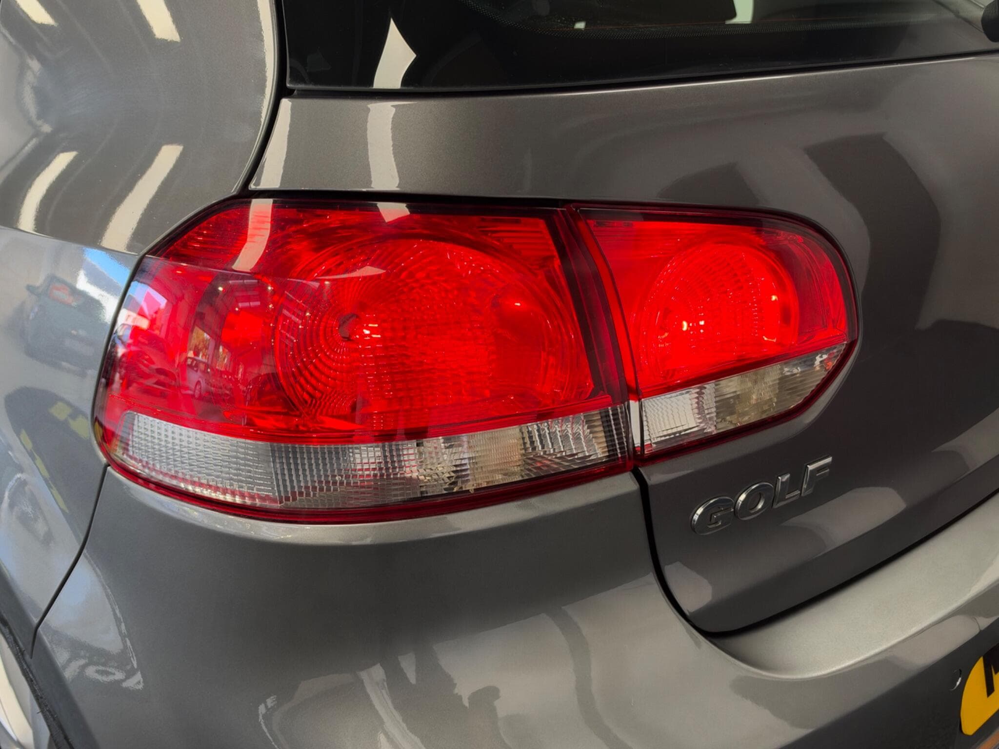 2012 Volkswagen Golf - Thumbnail 35