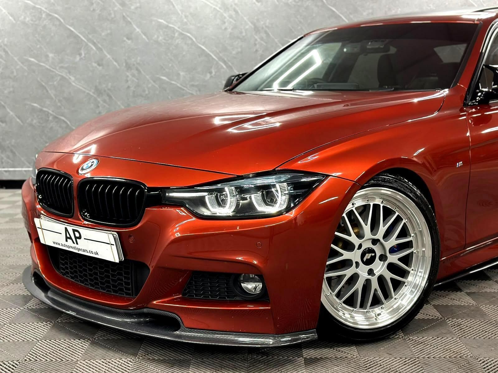 2017 BMW 3 Series - Thumbnail 26