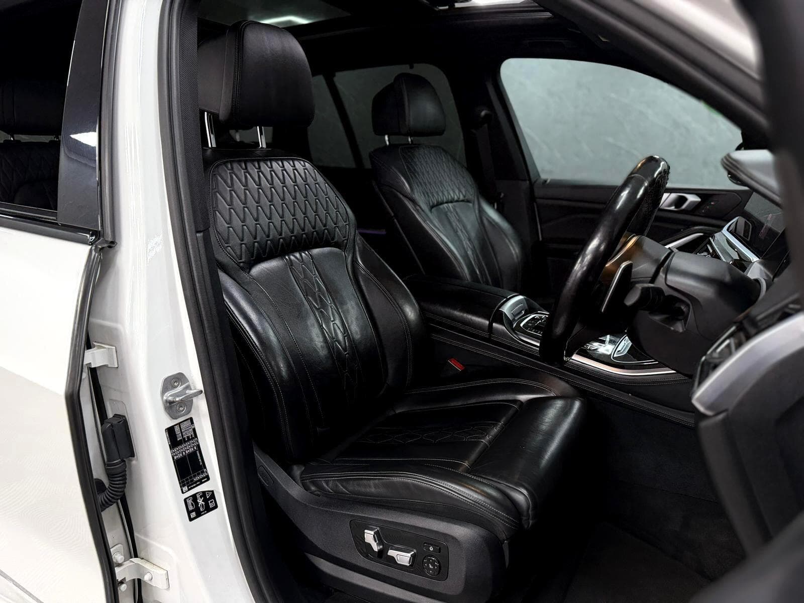 2018 BMW X5 - Thumbnail 49