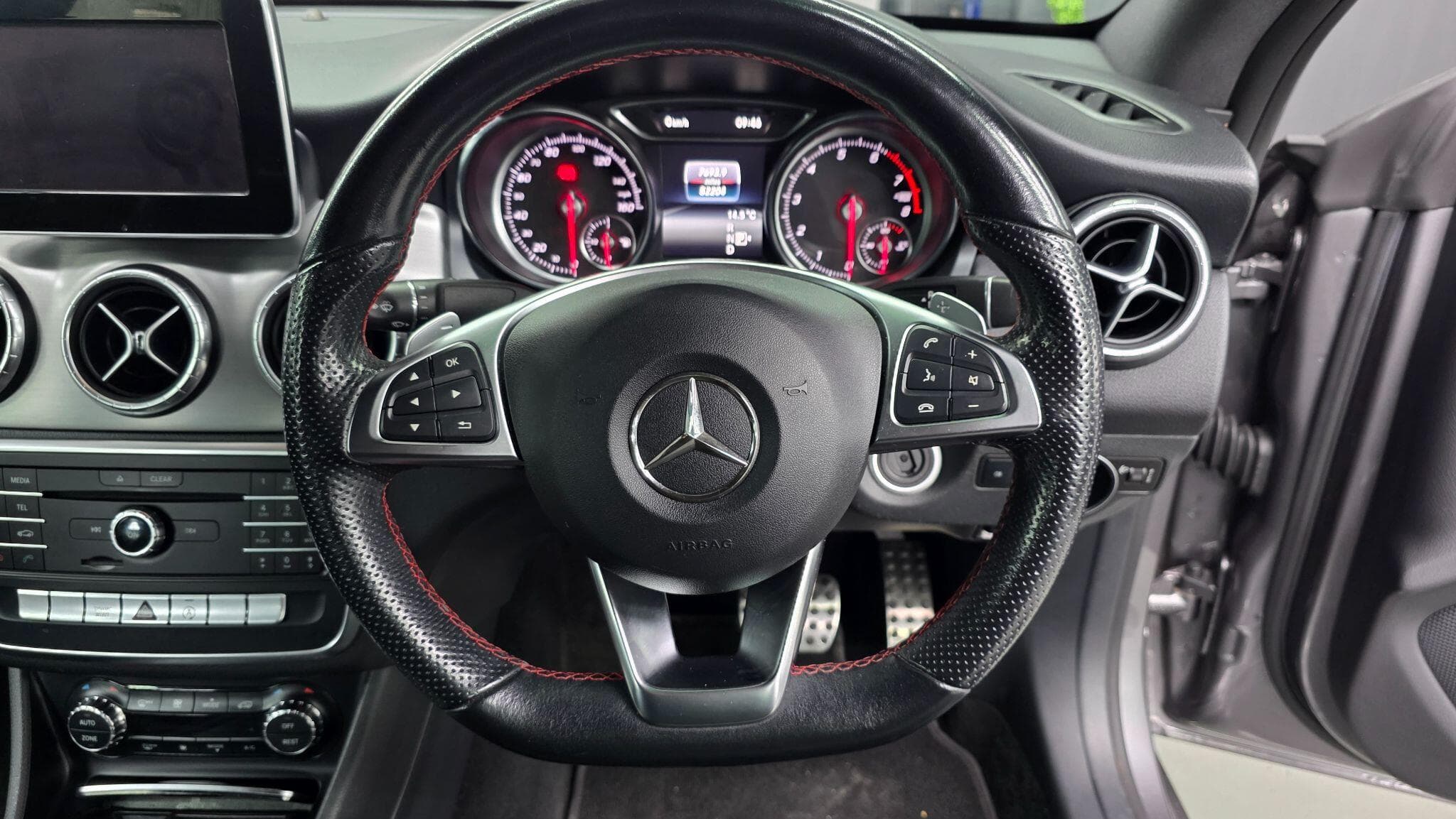 2018 Mercedes-Benz CLA - Thumbnail 10