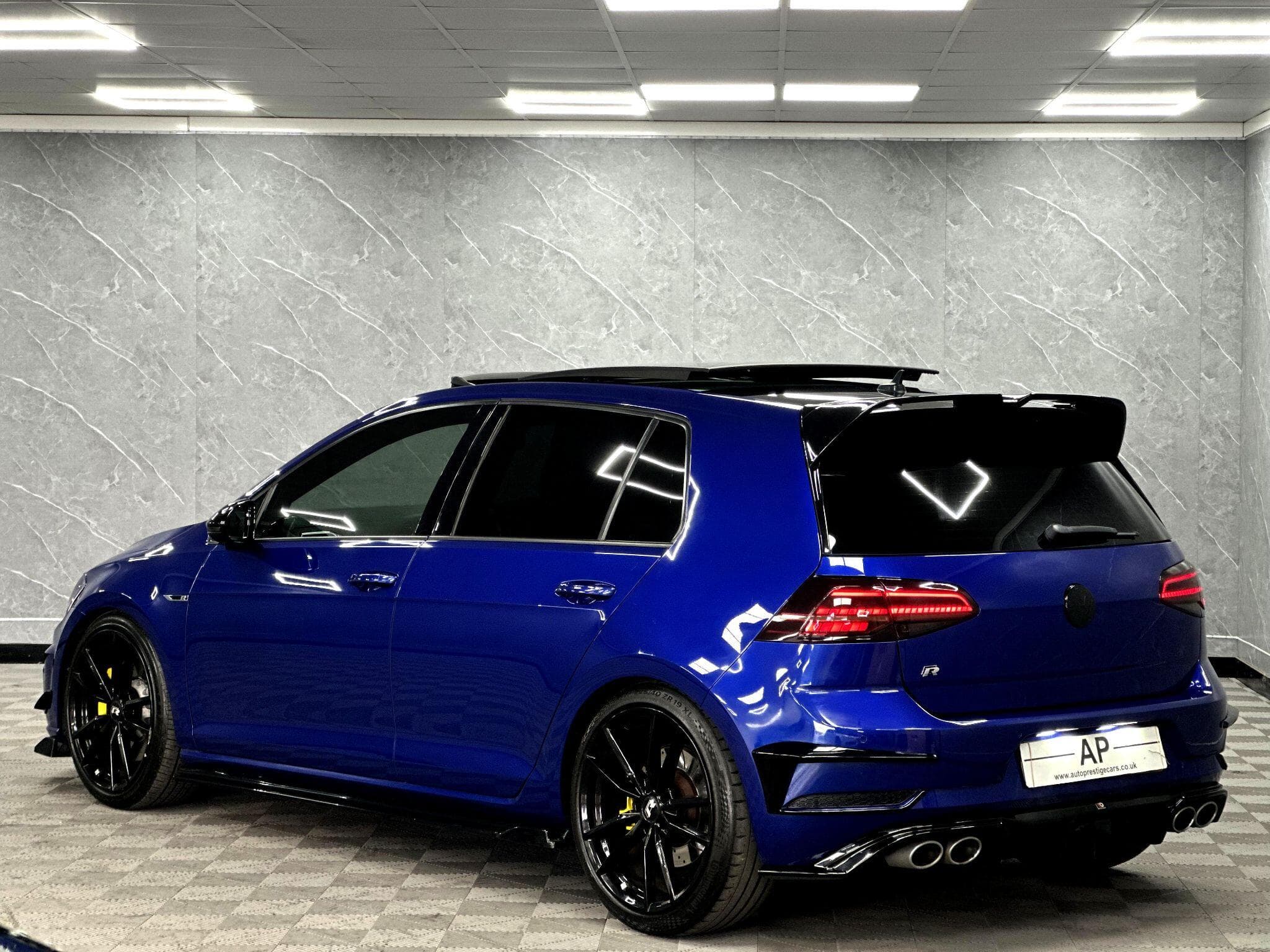 2019 Volkswagen Golf - Thumbnail 17