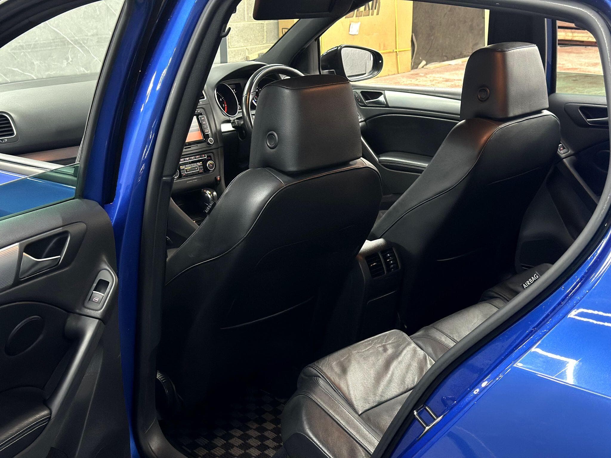 2011 Volkswagen Golf - Thumbnail 45