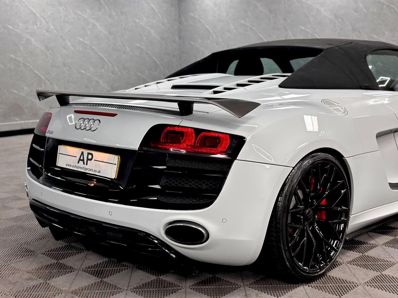2010 Audi R8 - Thumbnail 48