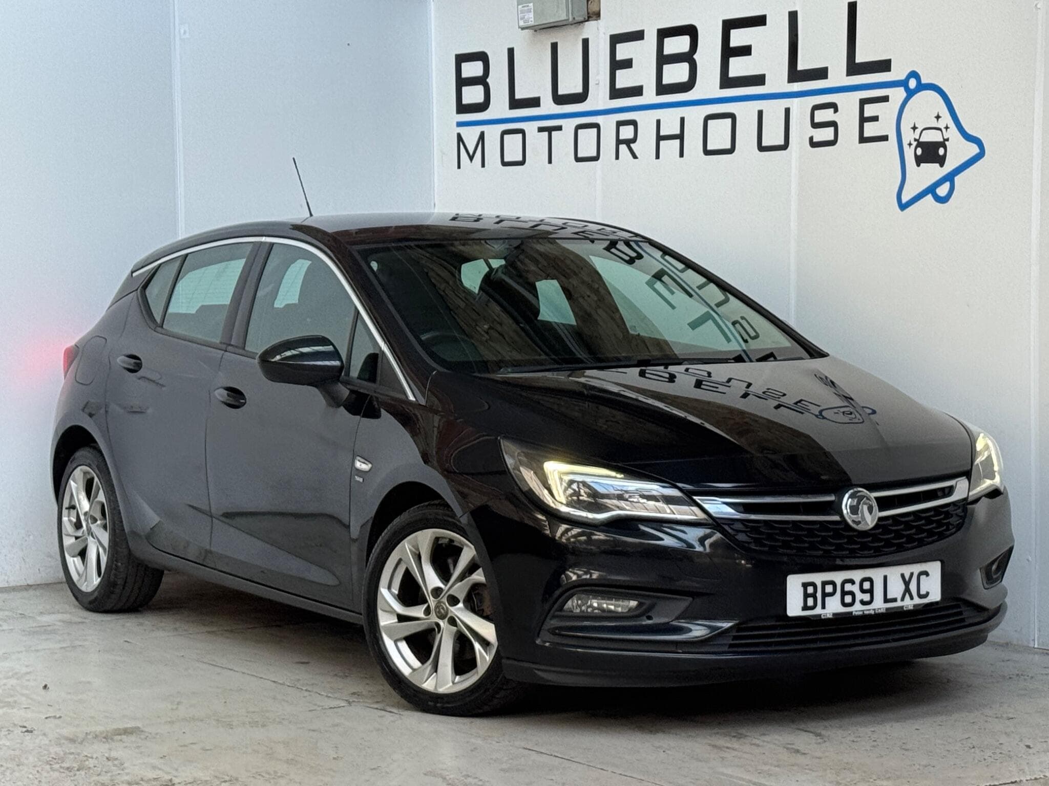 2019 Vauxhall Astra - Main