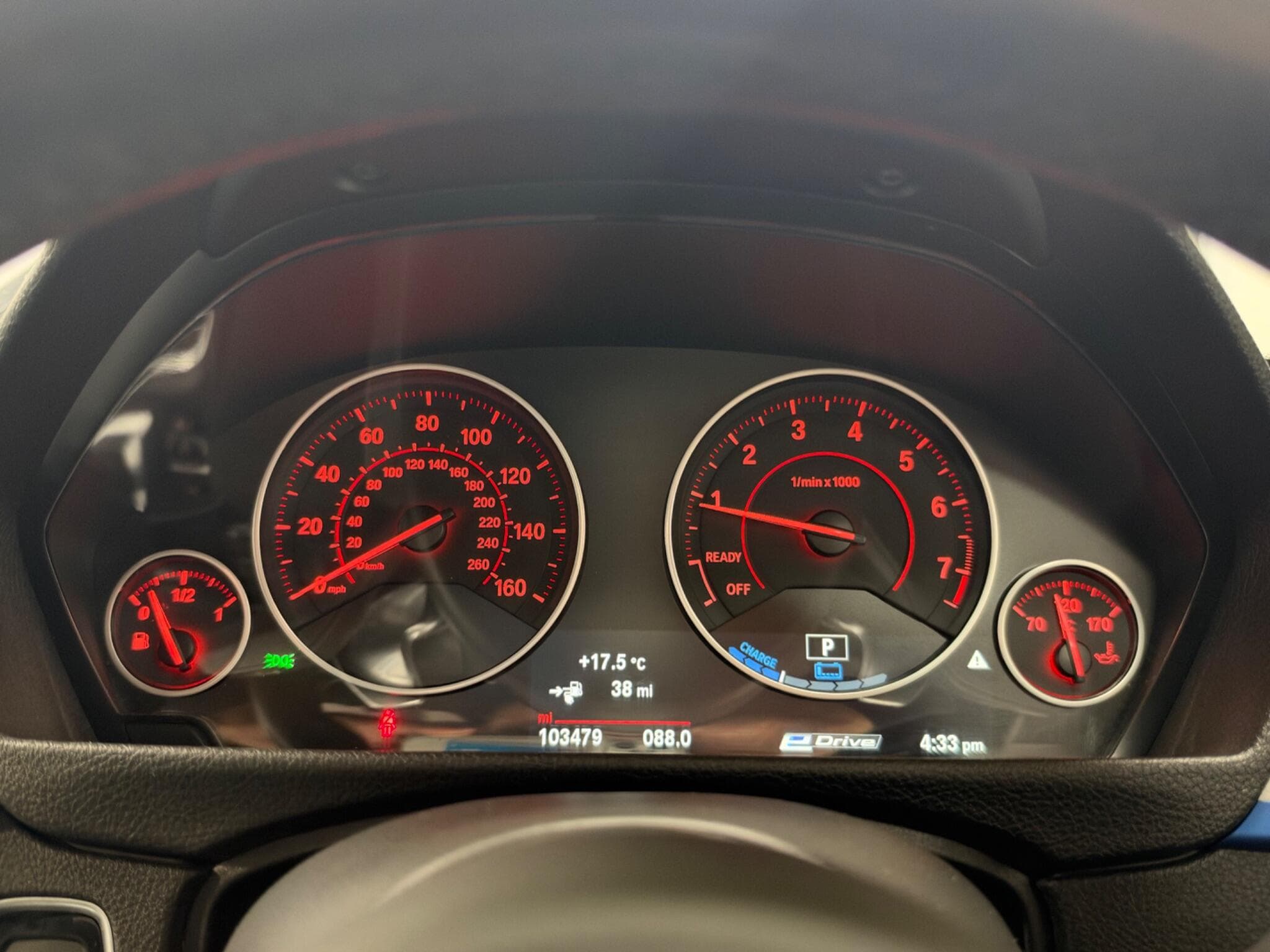 2017 BMW 3 Series - Thumbnail 34