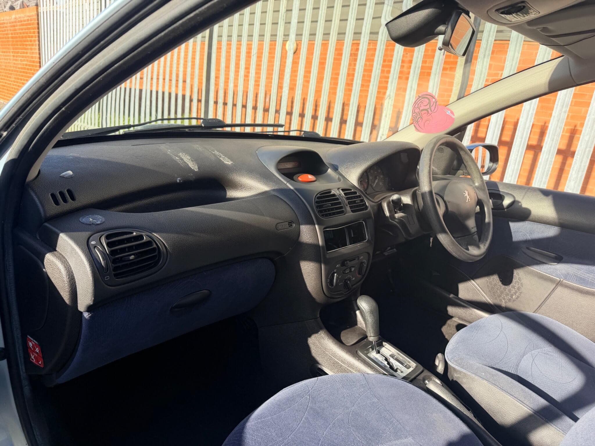 2003 Peugeot 206 - Thumbnail 12