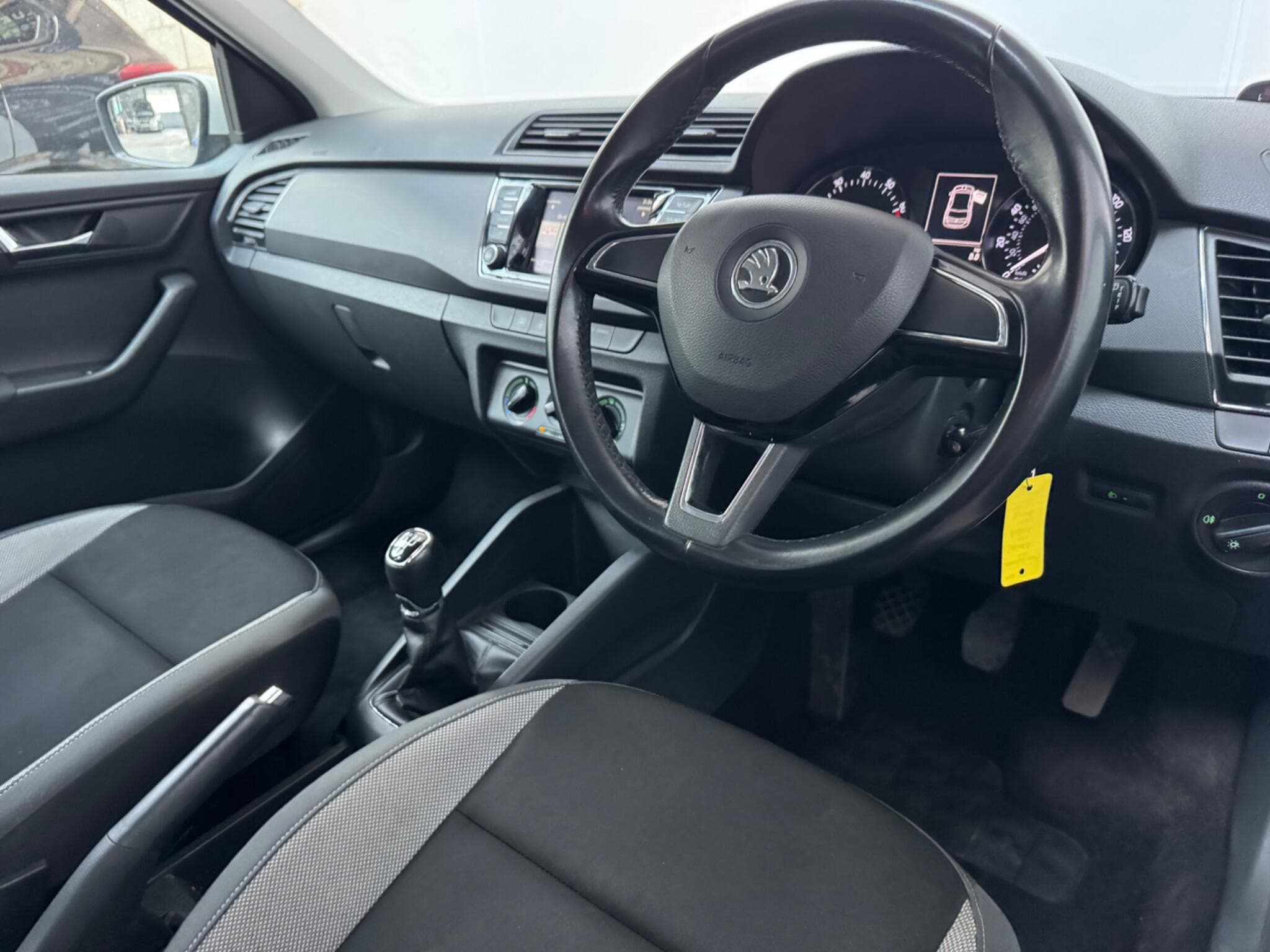 2014 Skoda Fabia - Image 4