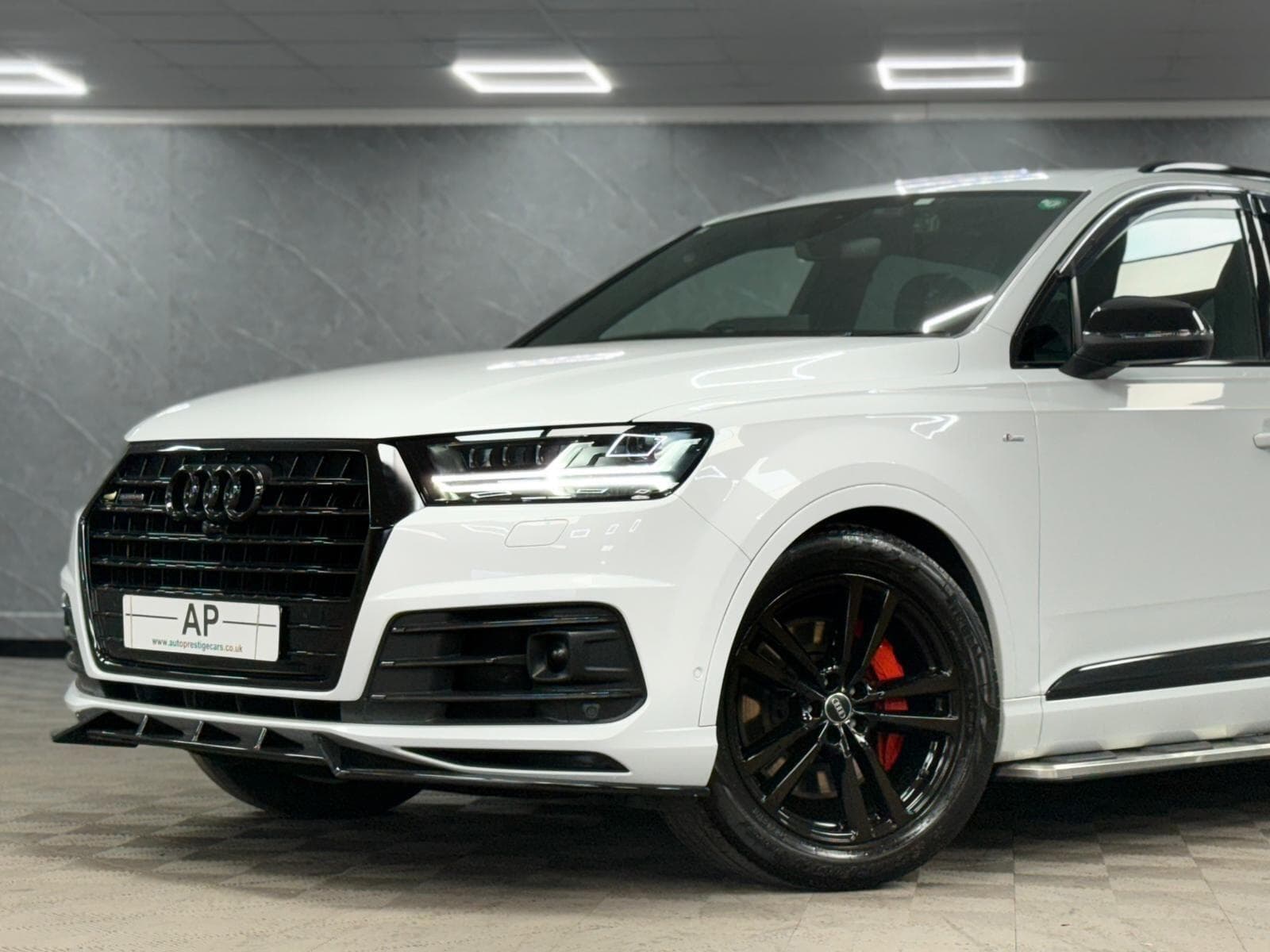 2017 Audi Q7 - Thumbnail 10