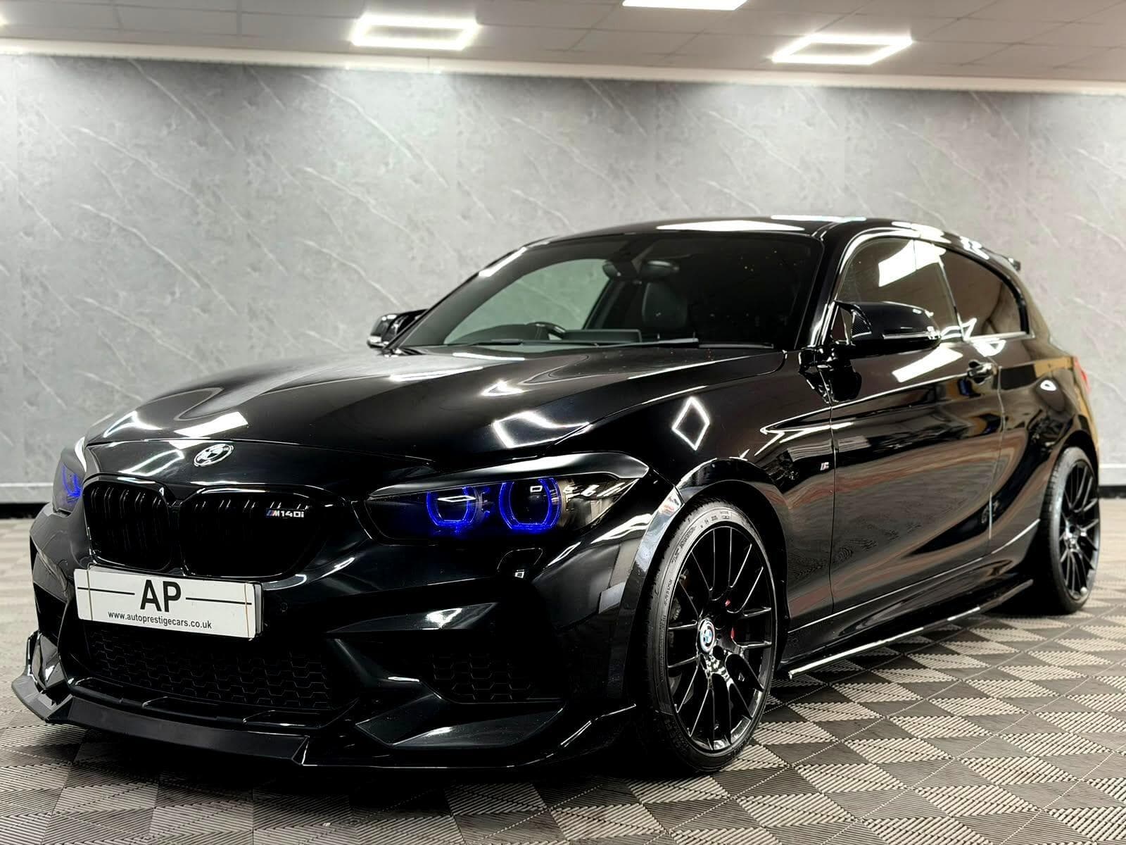 2017 BMW 1 Series - Thumbnail 6