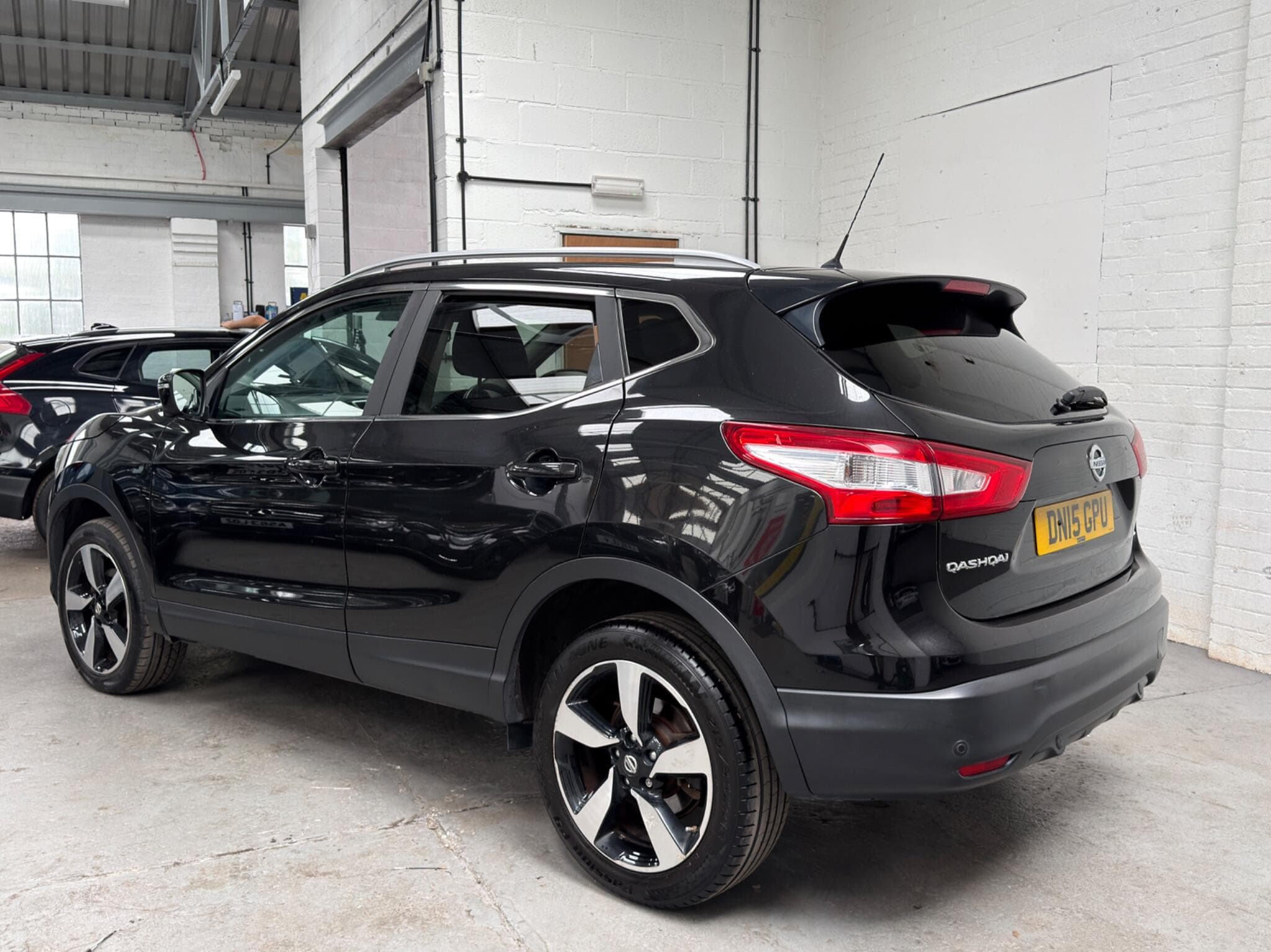 2015 Nissan Qashqai - Thumbnail 4