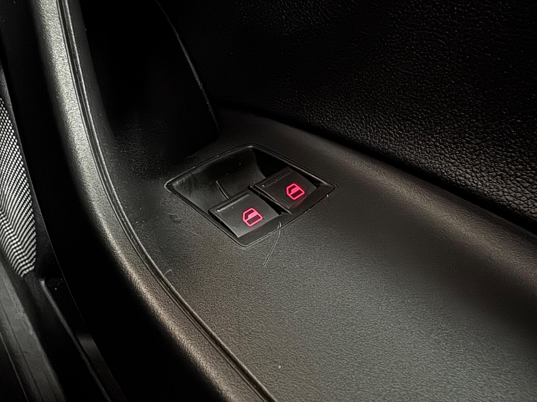 2016 SEAT Ibiza - Thumbnail 18