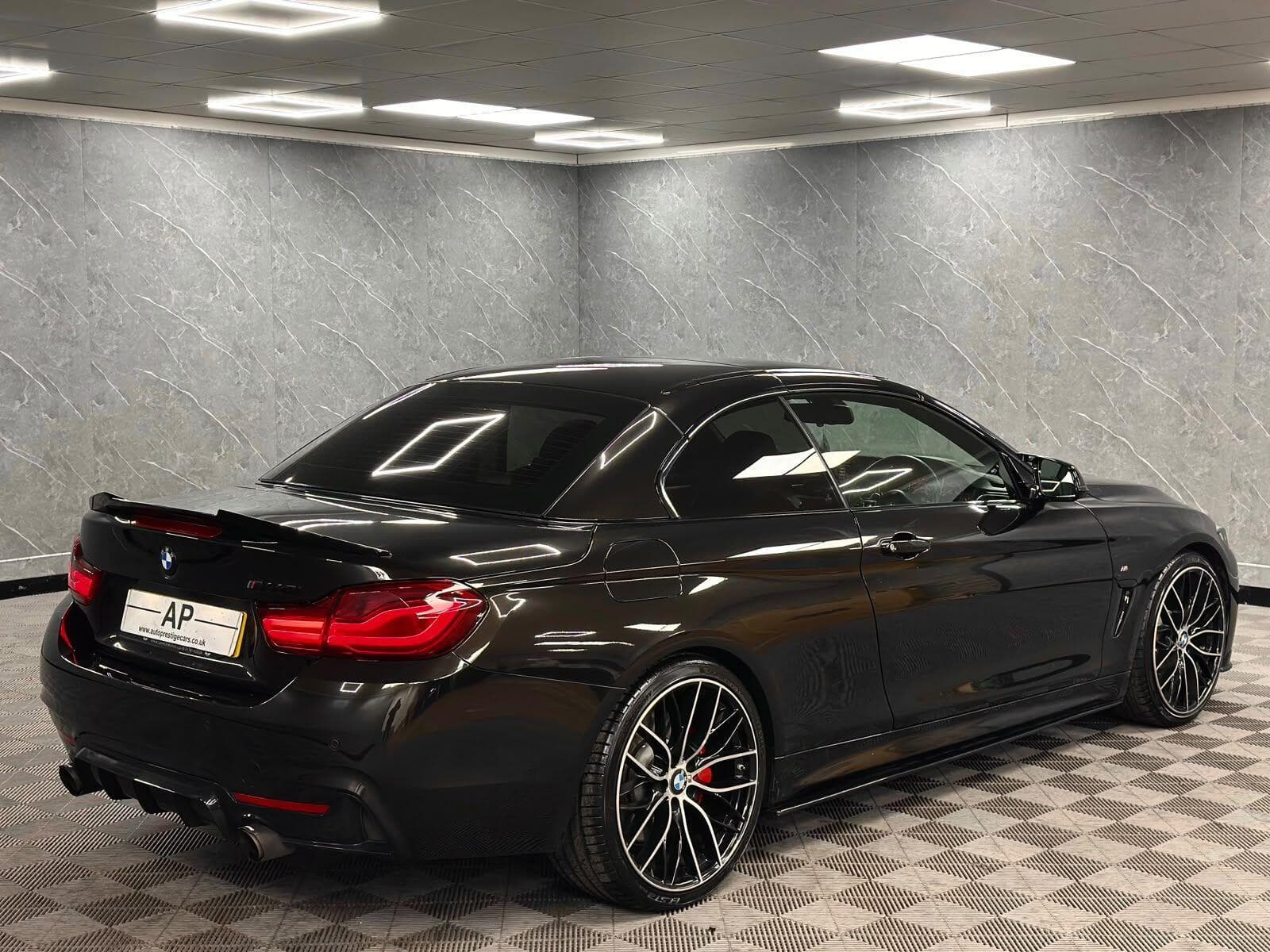 2017 BMW 4 Series - Thumbnail 34
