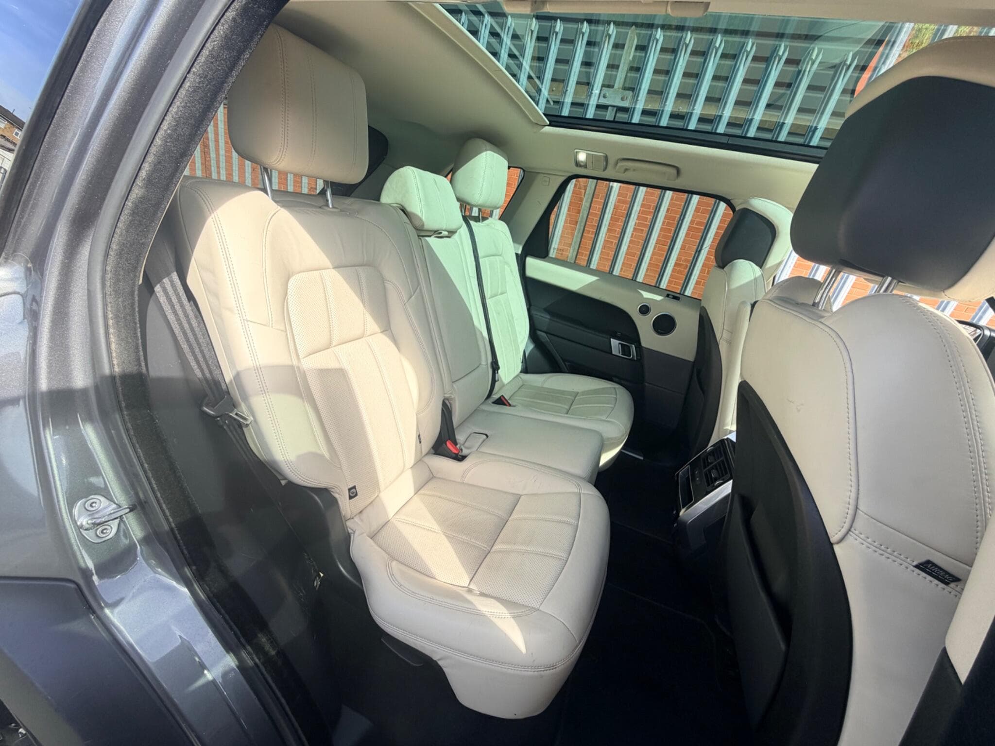2018 Land Rover Range Rover Sport - Thumbnail 8