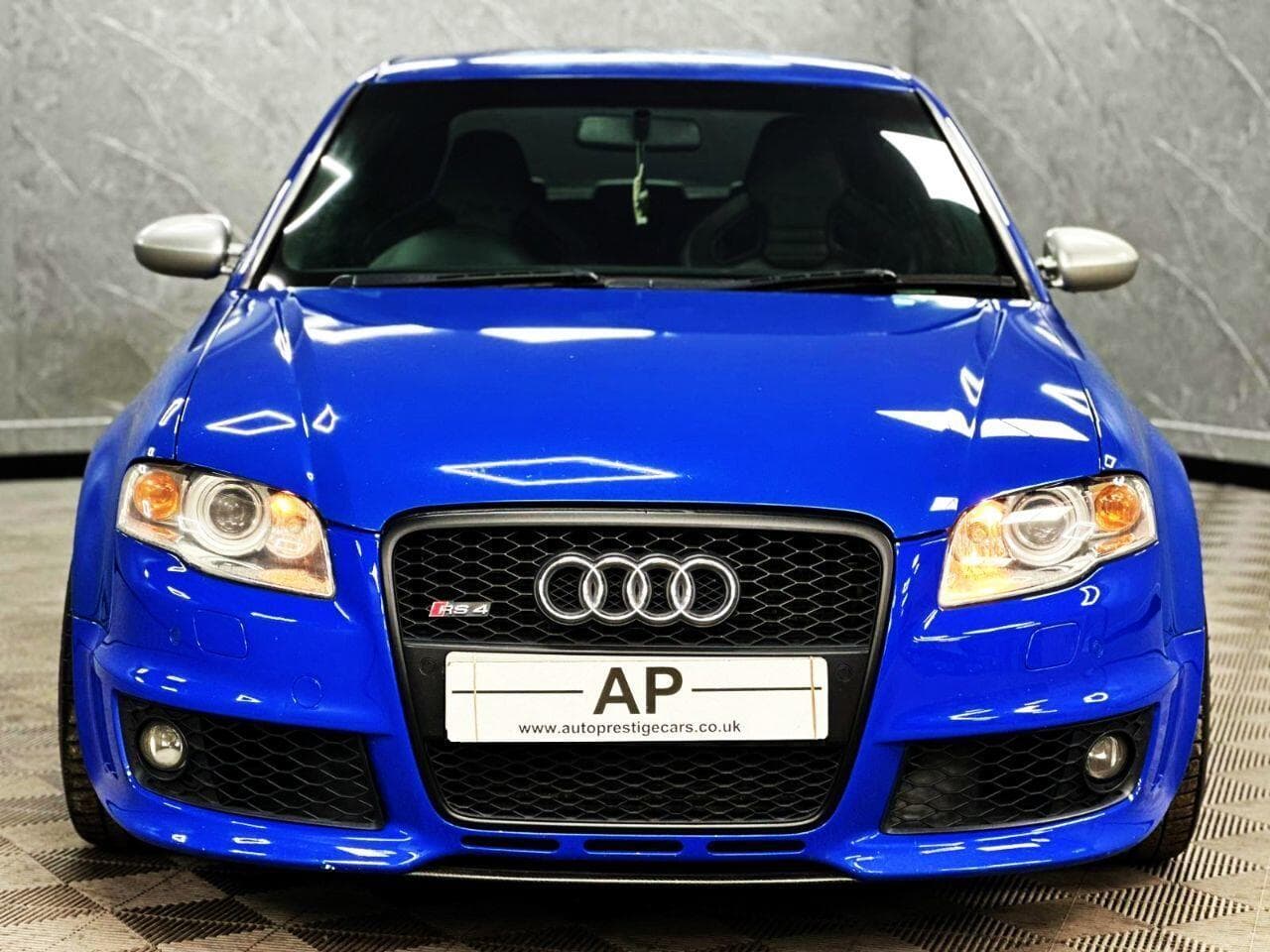 2006 Audi RS4 - Thumbnail 4
