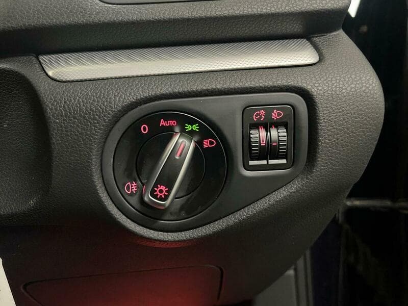 2012 Volkswagen Sharan - Thumbnail 30