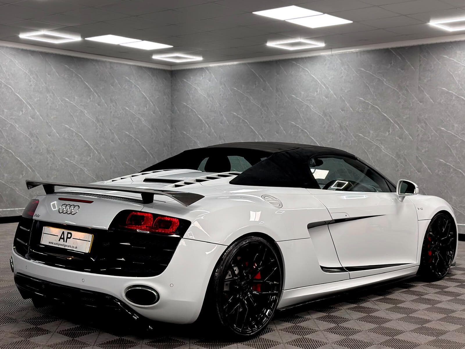 2010 Audi R8 - Thumbnail 45