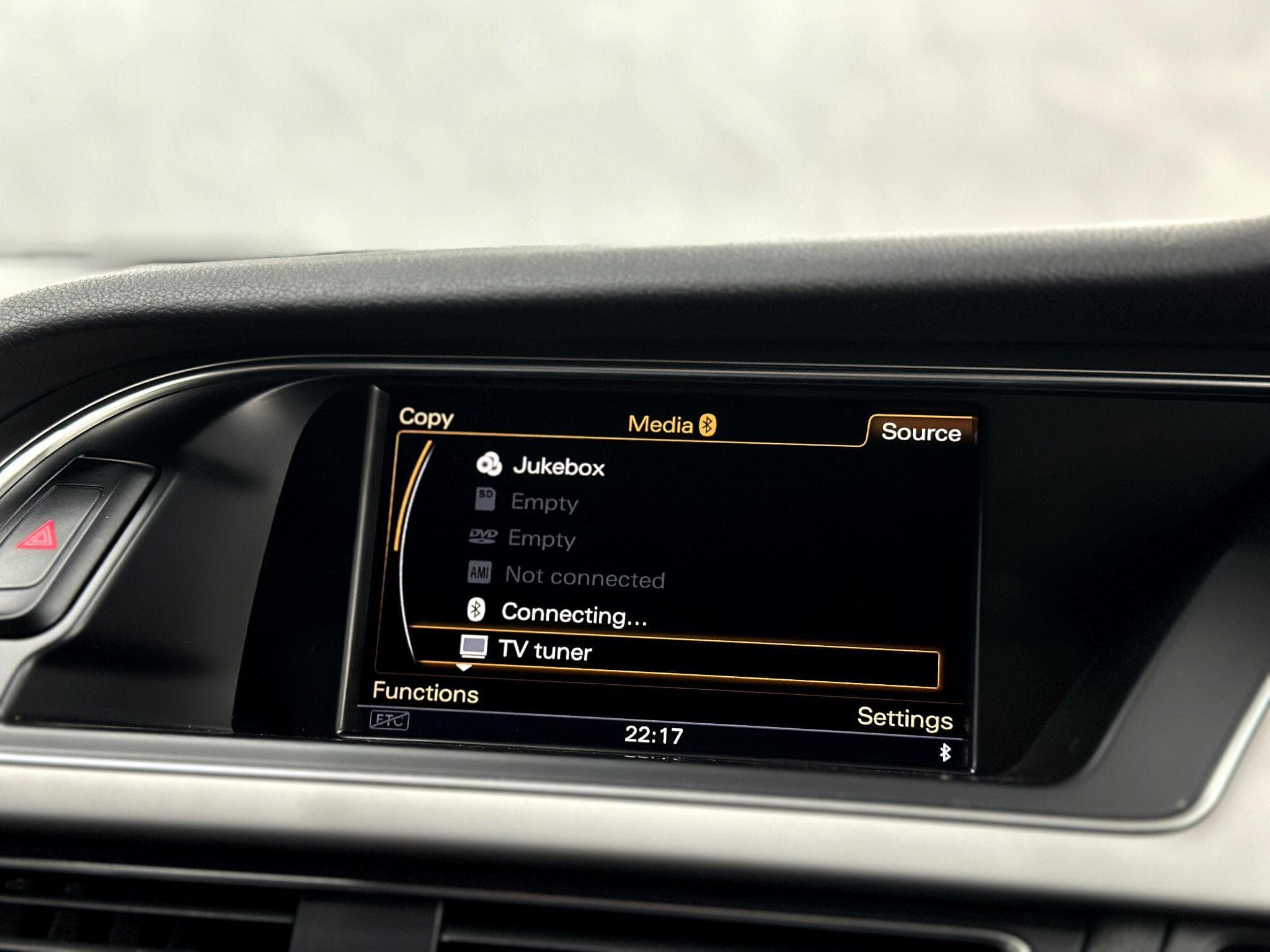 2015 Audi S4 Avant - Thumbnail 33