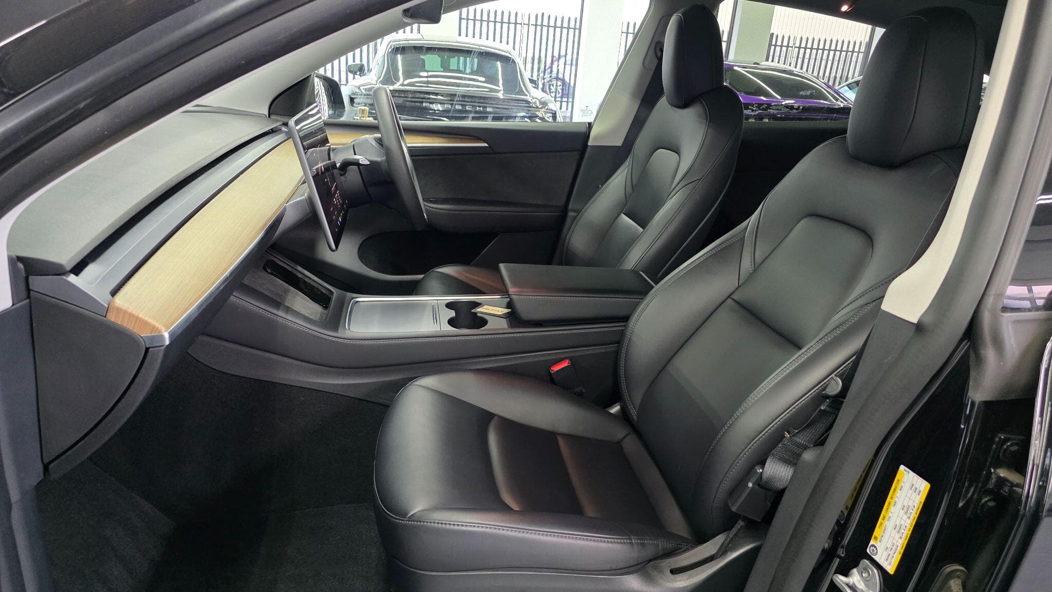 2022 Tesla Model Y - Thumbnail 20