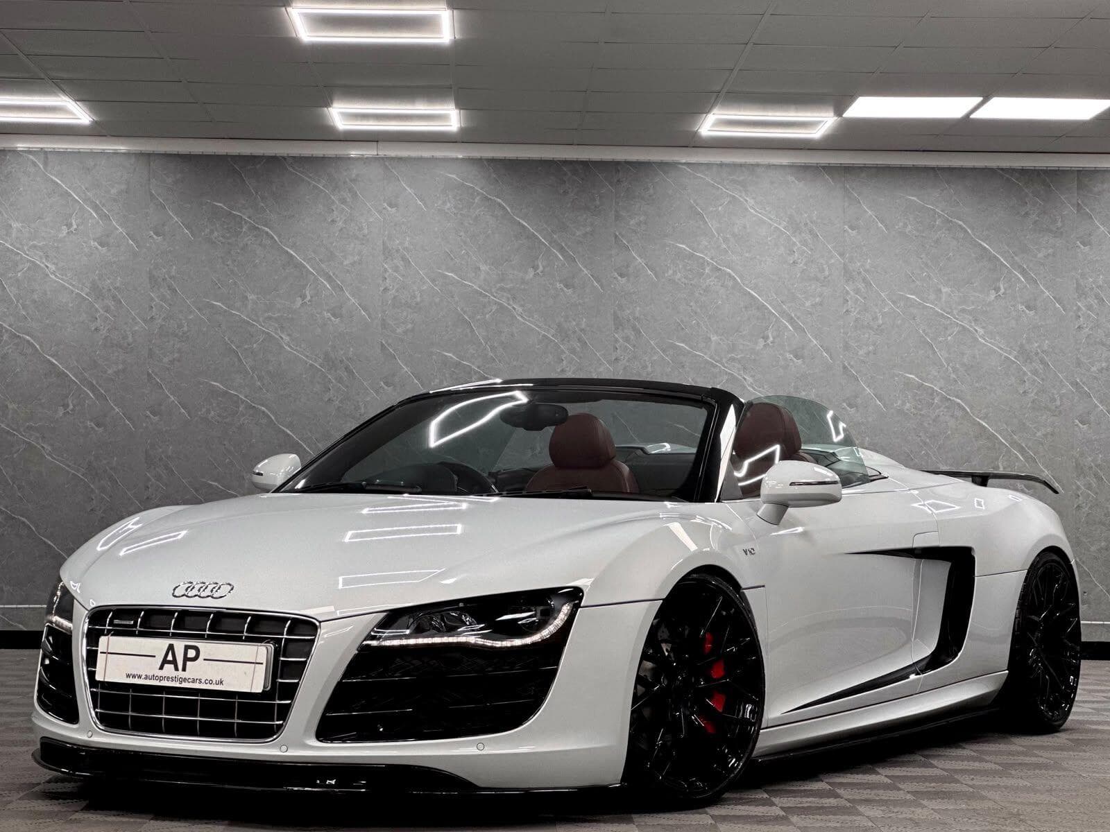 2010 Audi R8 - Thumbnail 24