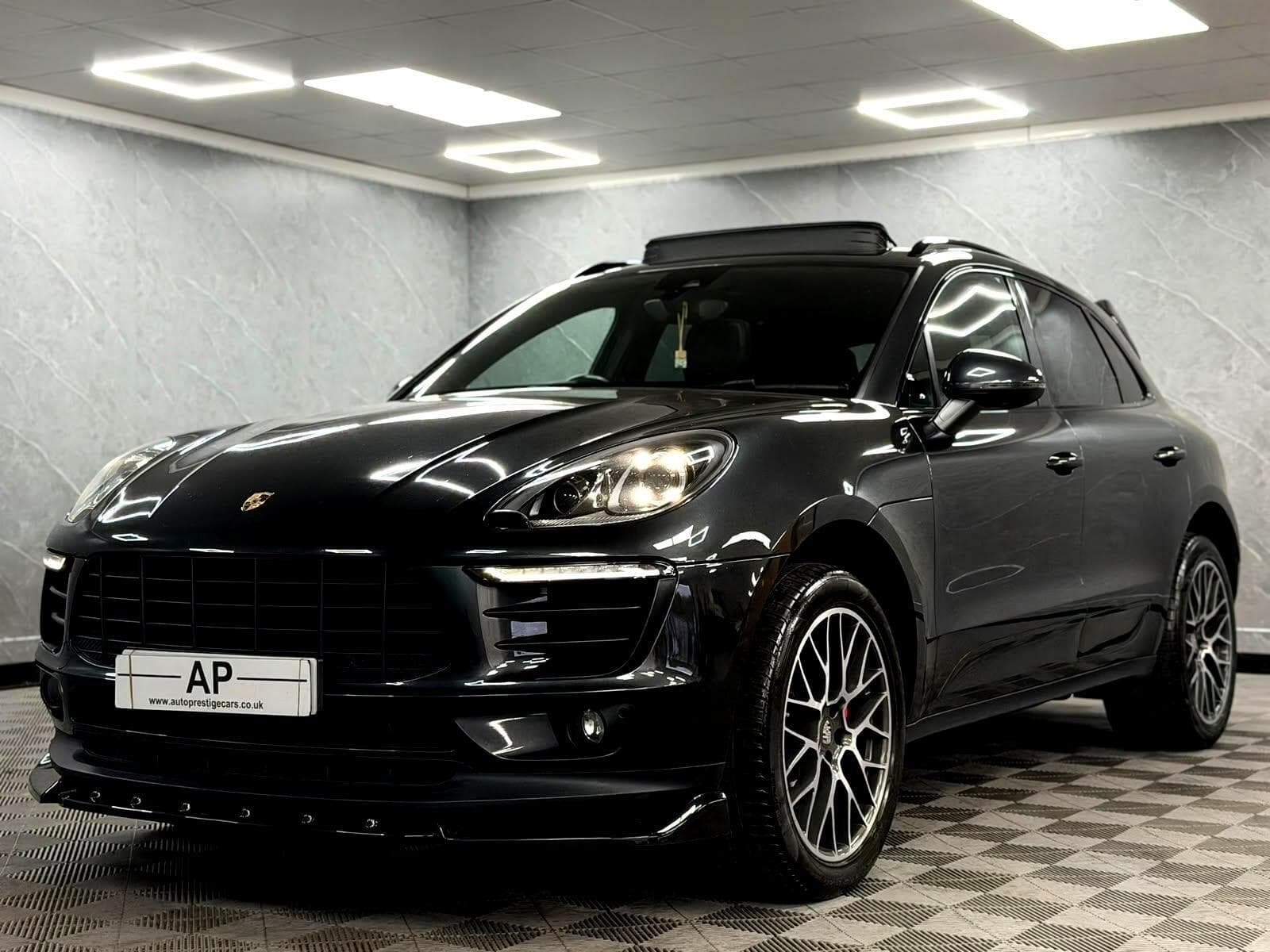 2017 Porsche Macan - Thumbnail 18