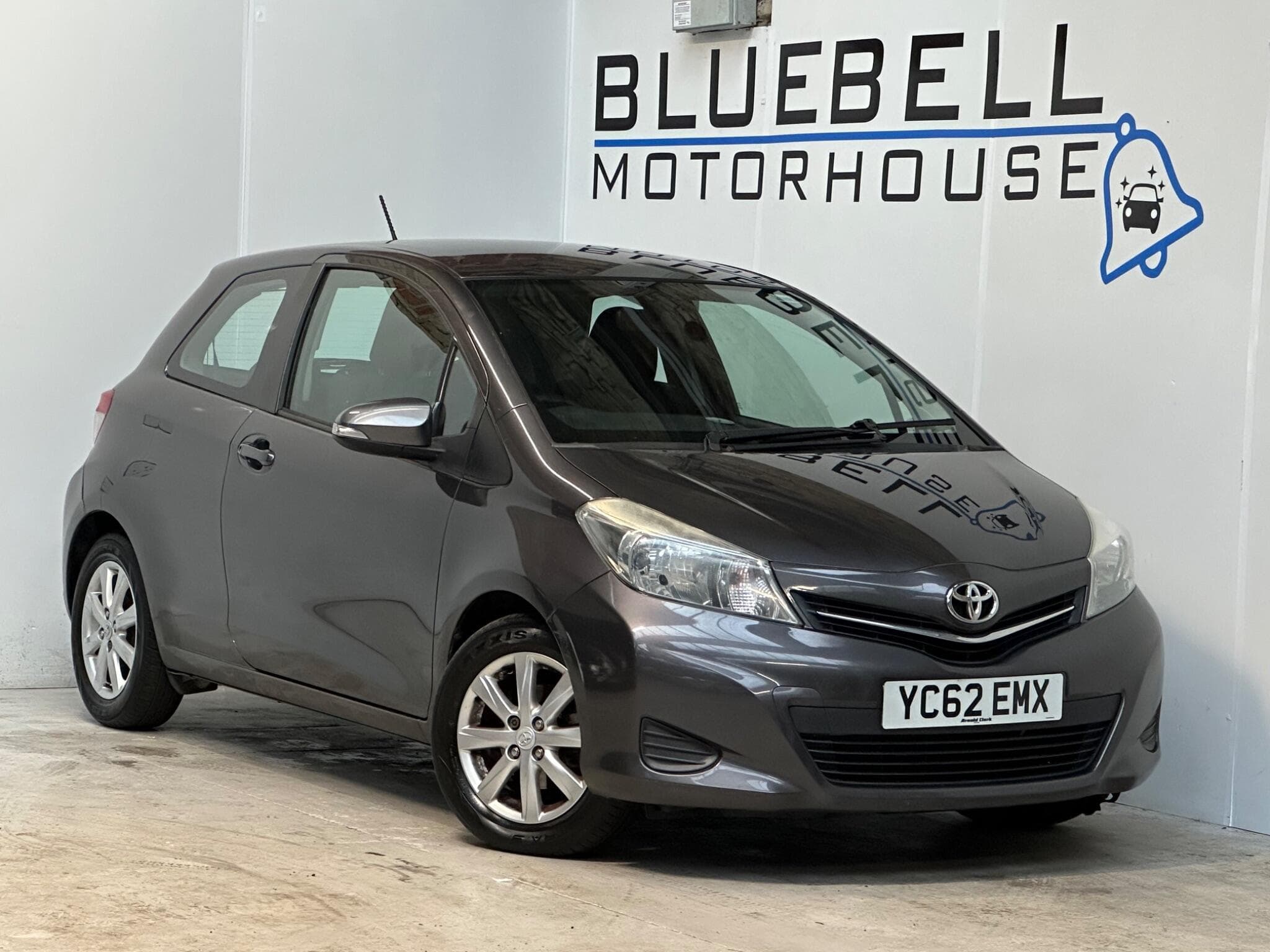 2012 Toyota Yaris - Image 1