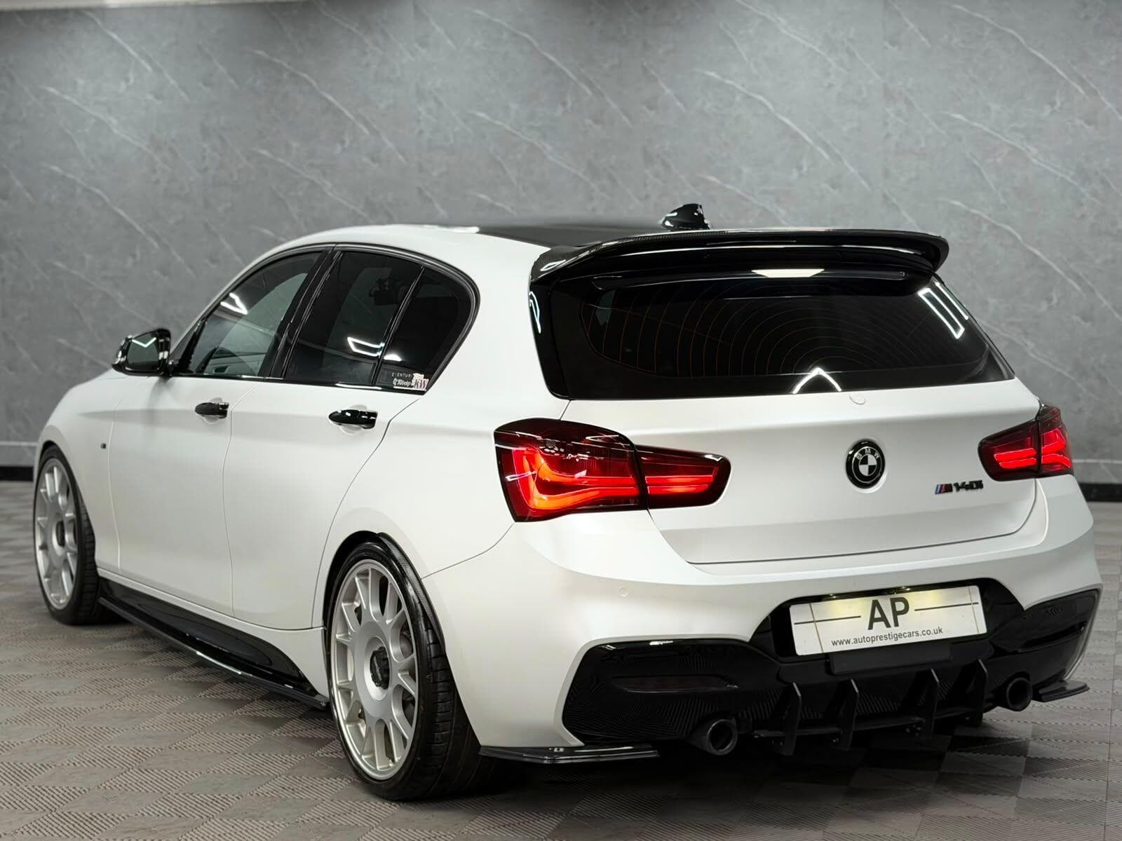 2017 BMW 1 Series - Thumbnail 29