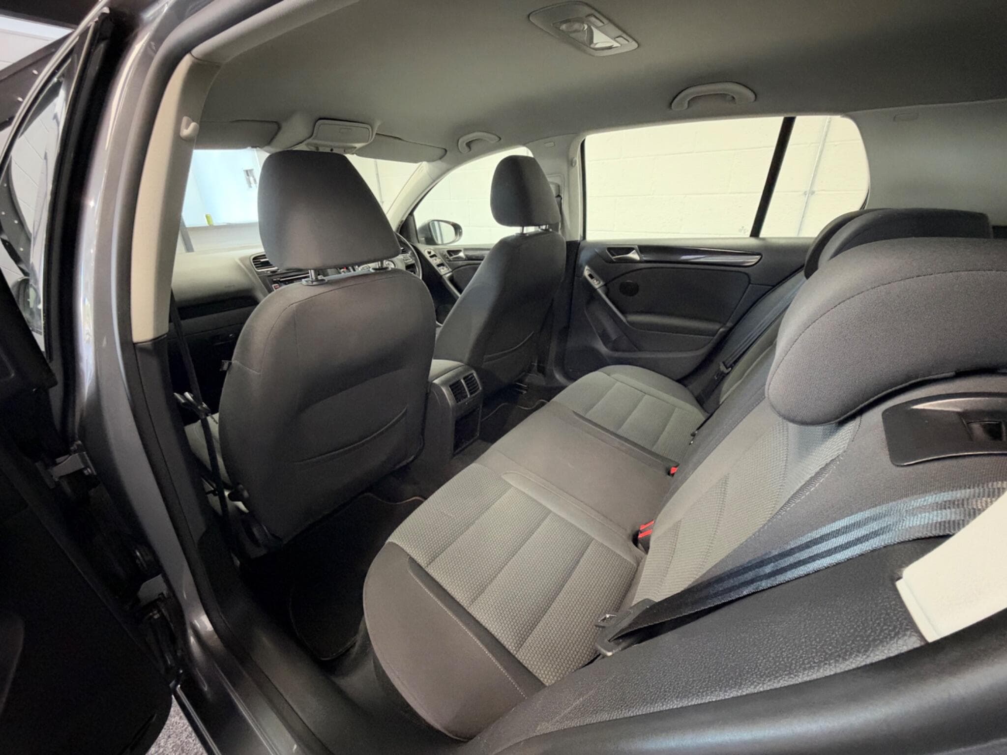 2012 Volkswagen Golf - Thumbnail 22