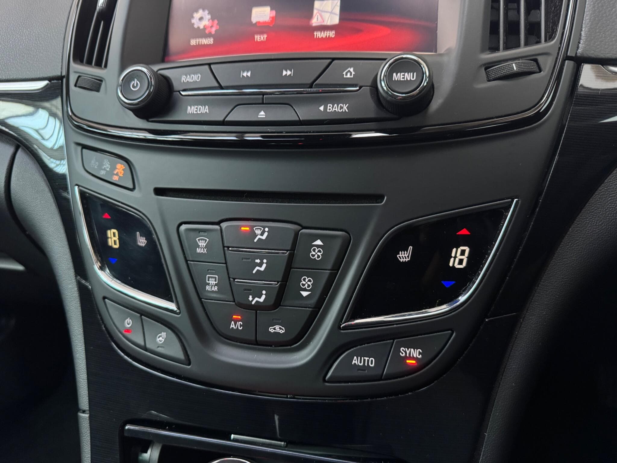 2016 Vauxhall Insignia - Thumbnail 19