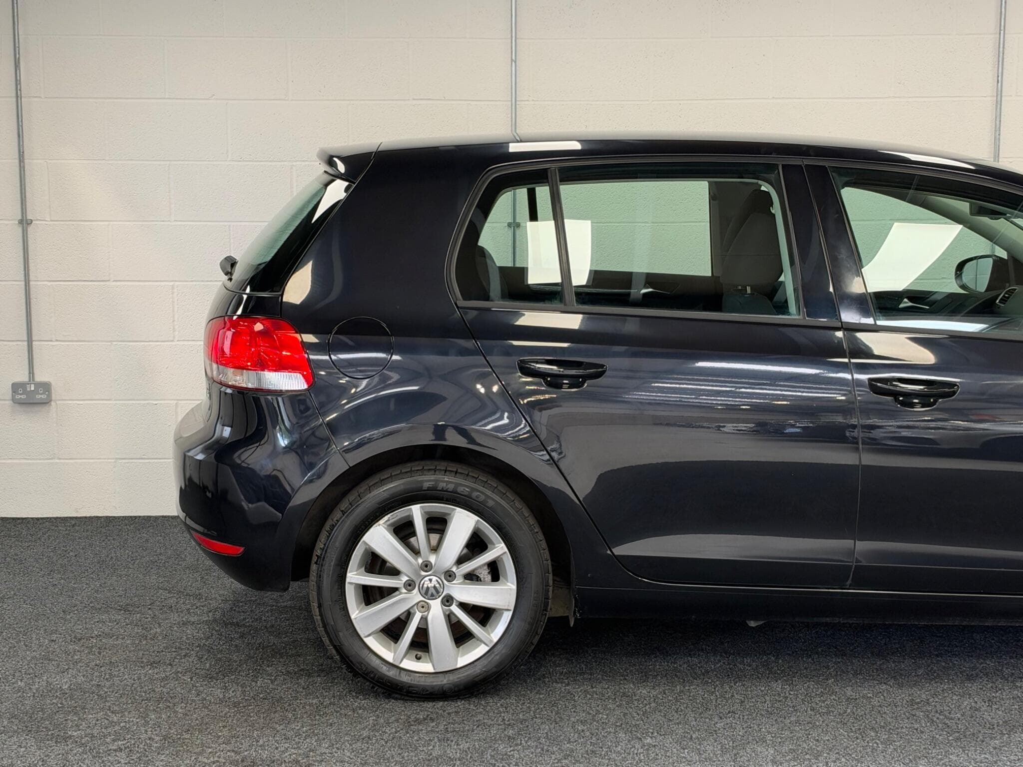 2011 Volkswagen Golf - Thumbnail 27