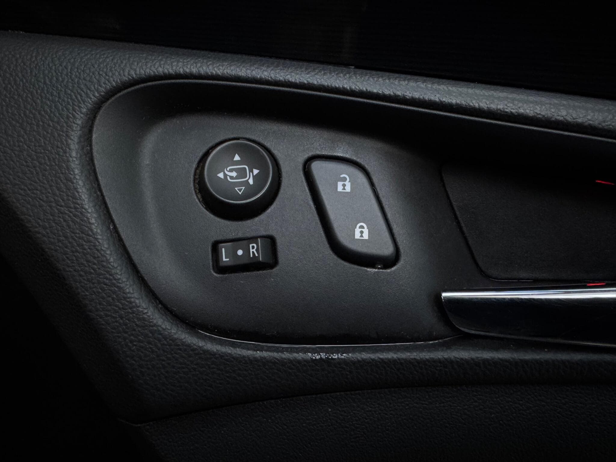 2016 Vauxhall Insignia - Thumbnail 24
