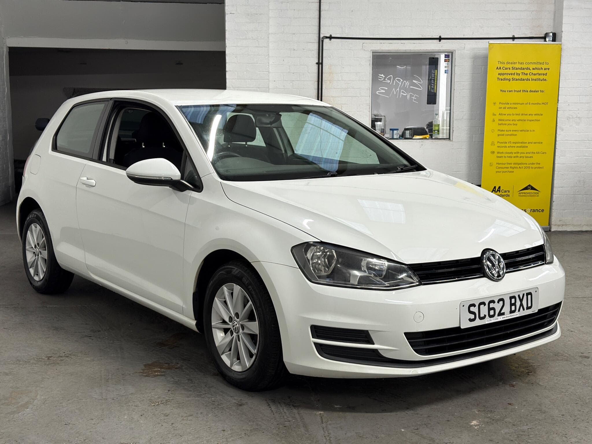 2013 Volkswagen Golf - Main