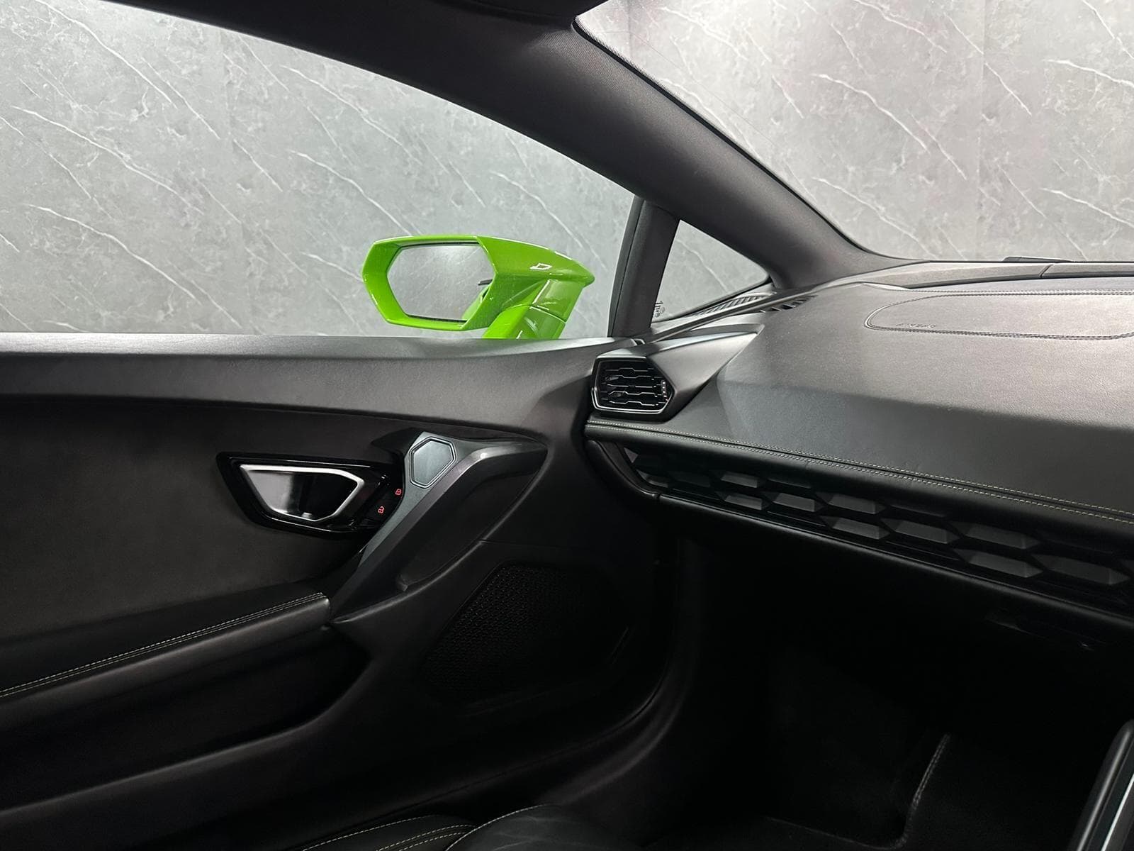 2015 Lamborghini Huracan - Thumbnail 20