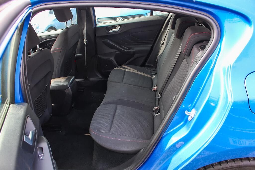 2019 Ford Focus - Thumbnail 20