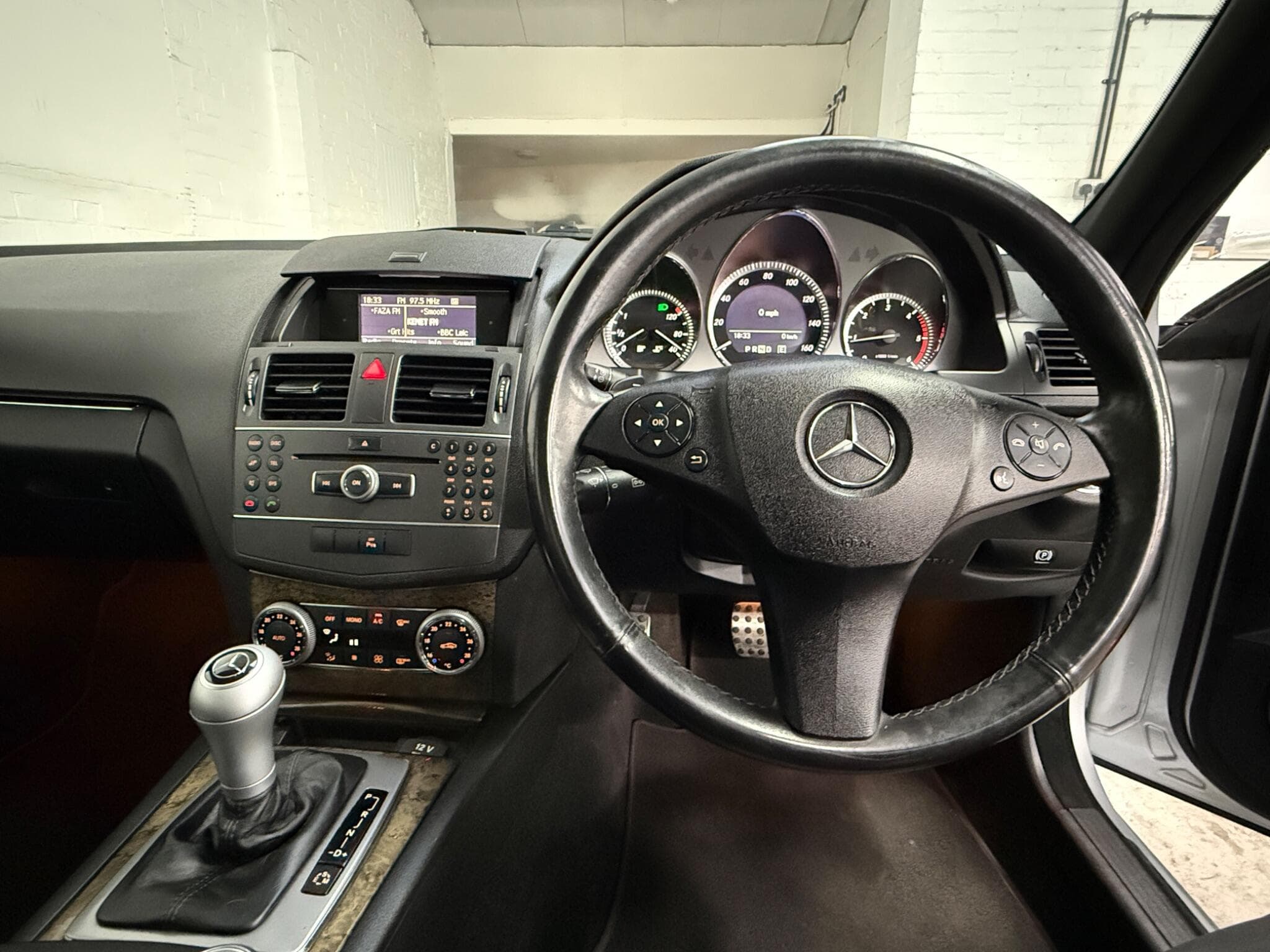 2011 Mercedes-Benz C Class - Thumbnail 24