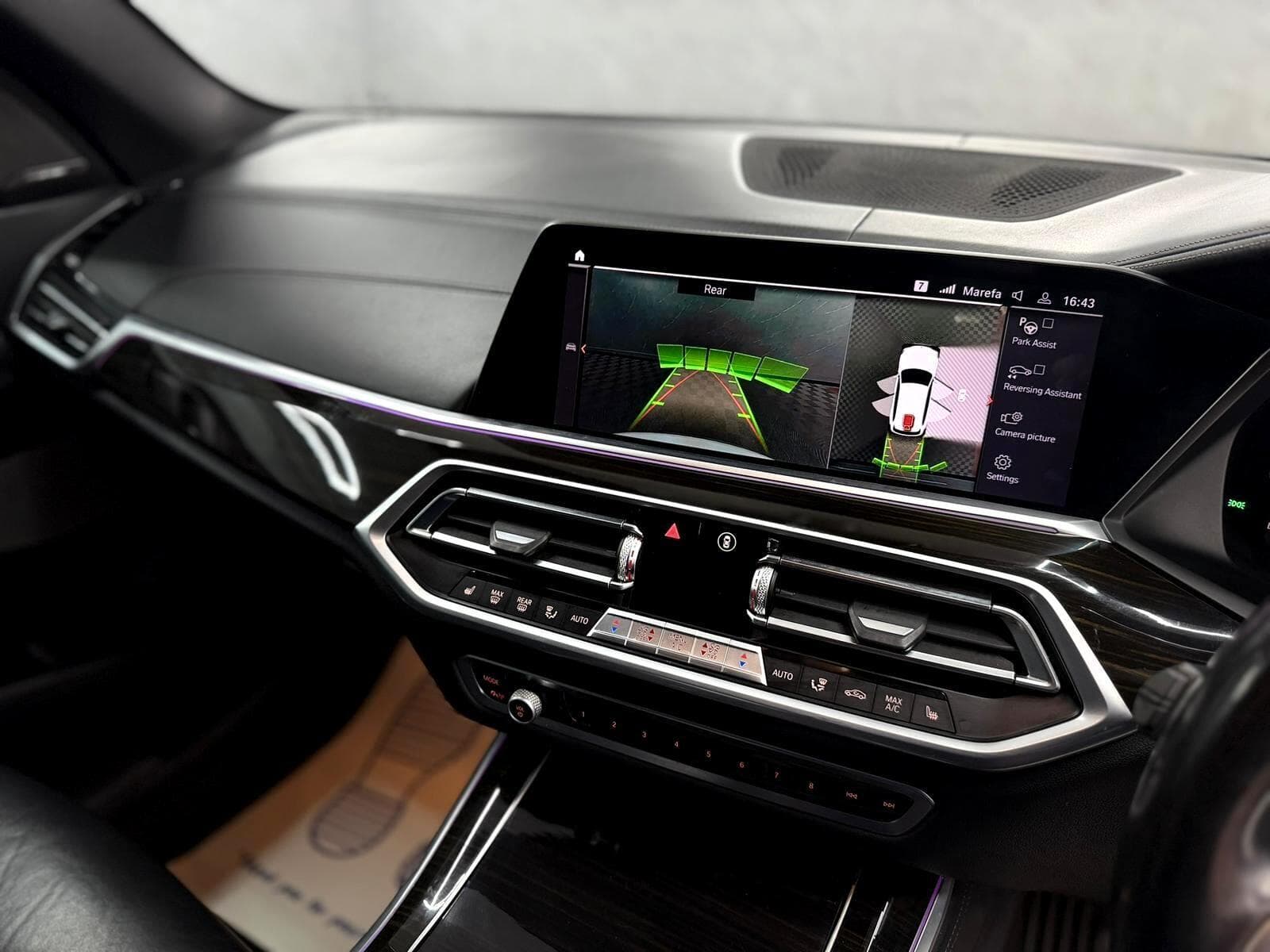 2018 BMW X5 - Thumbnail 48