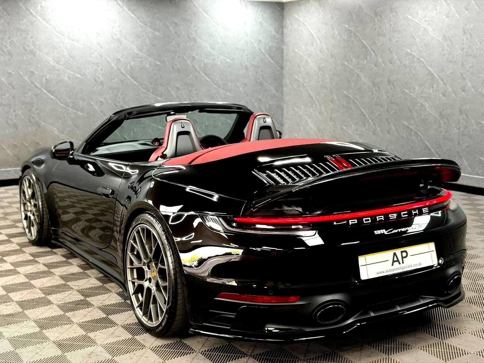 2020 Porsche 911 - Thumbnail 35