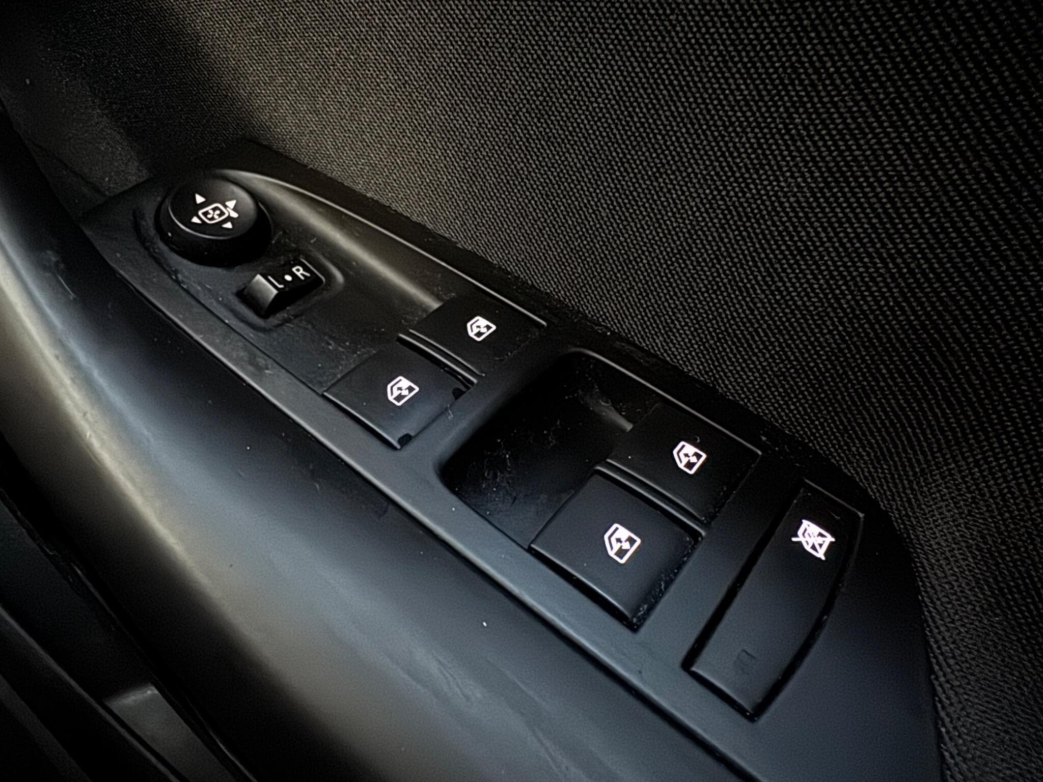 2019 Vauxhall Astra - Thumbnail 21