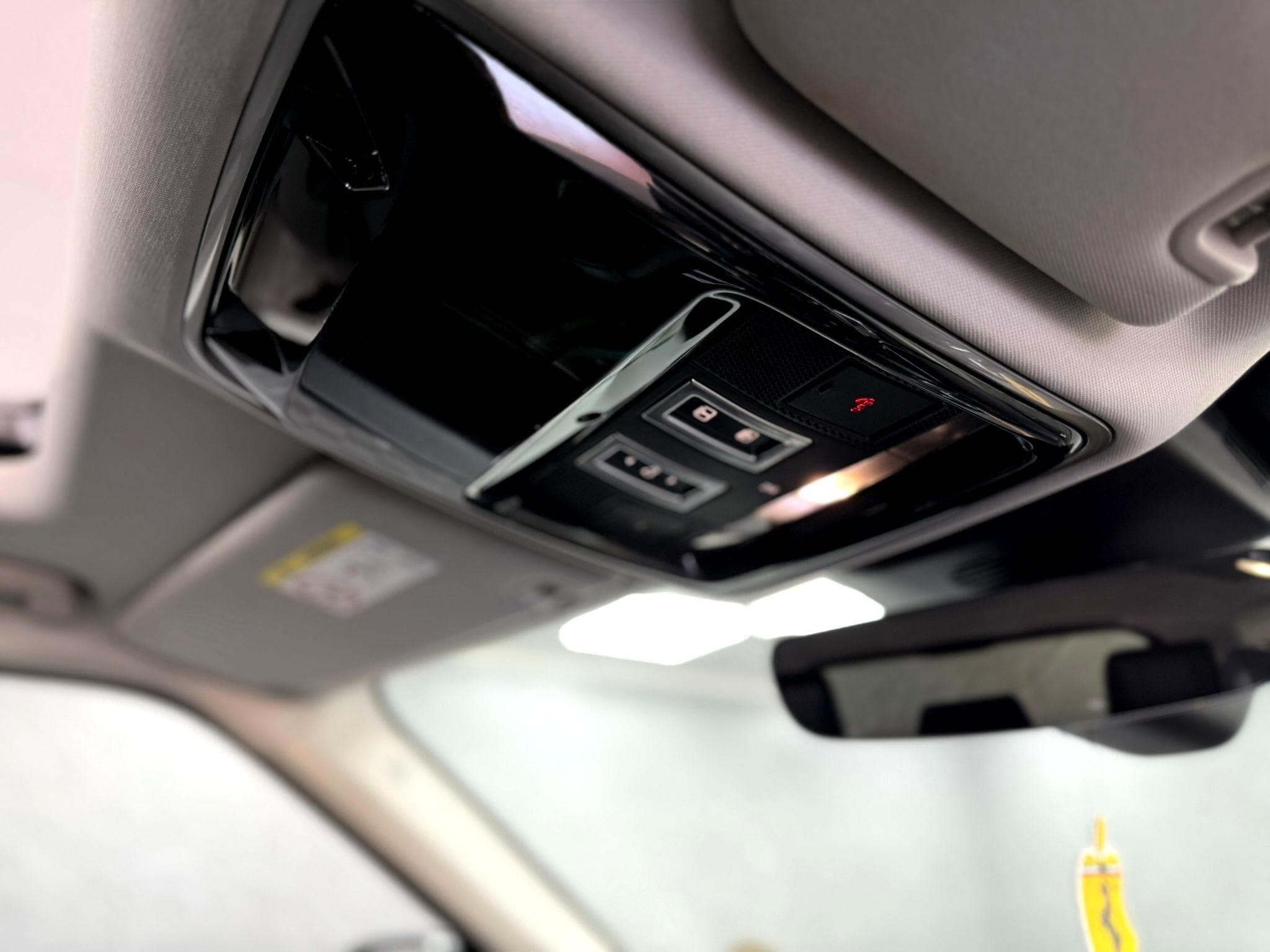 2018 Land Rover Range Rover Sport - Thumbnail 14