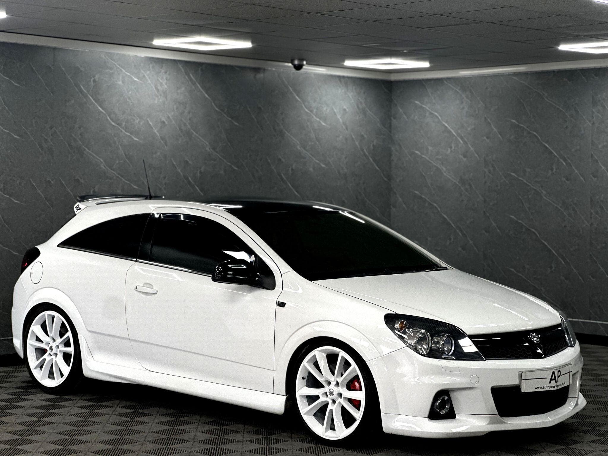 2010 Vauxhall Astra - Image 3