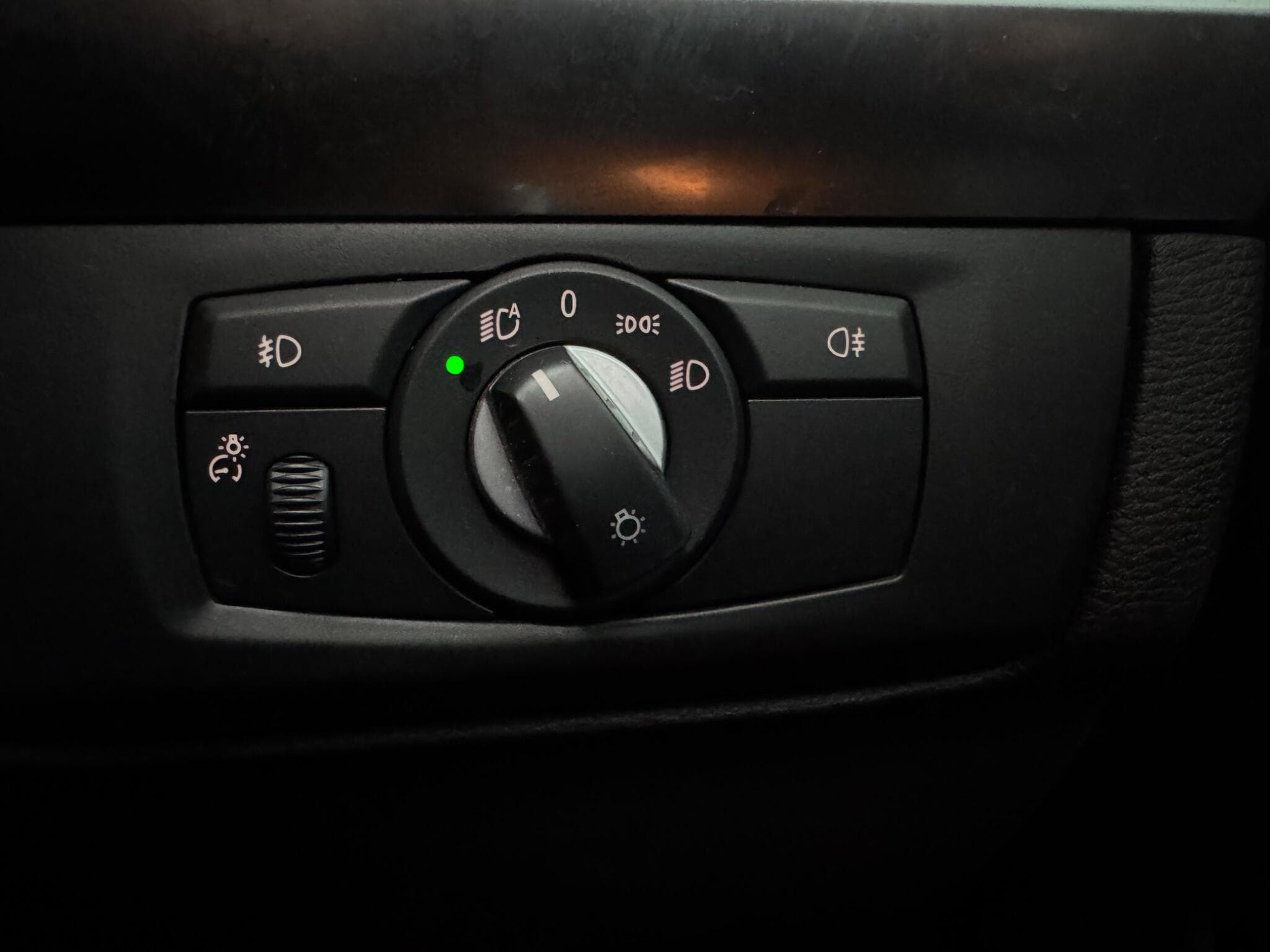 2014 BMW X6 - Thumbnail 26