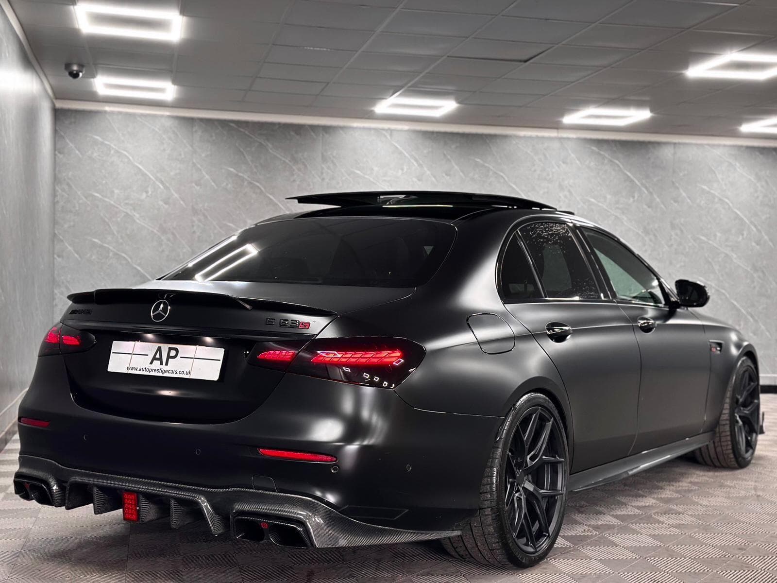 2020 Mercedes-Benz E Class - Thumbnail 54