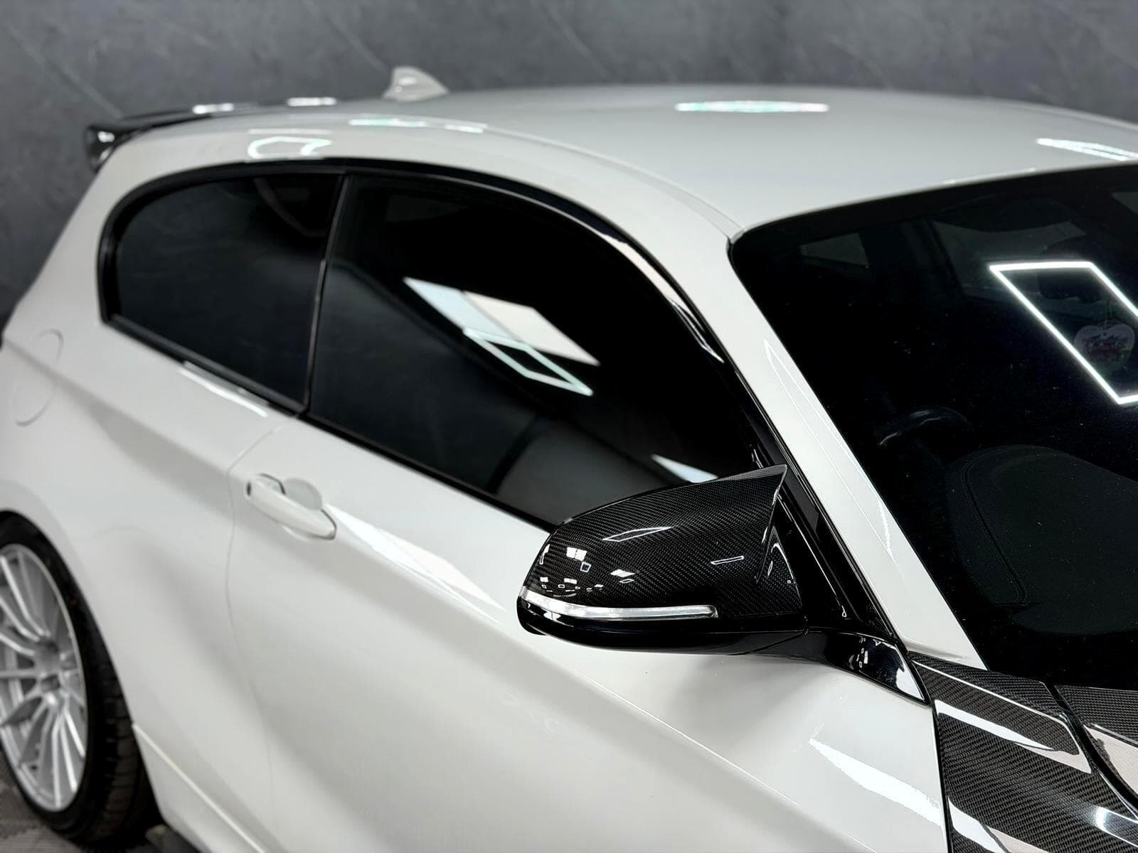 2019 BMW 1 Series - Thumbnail 40