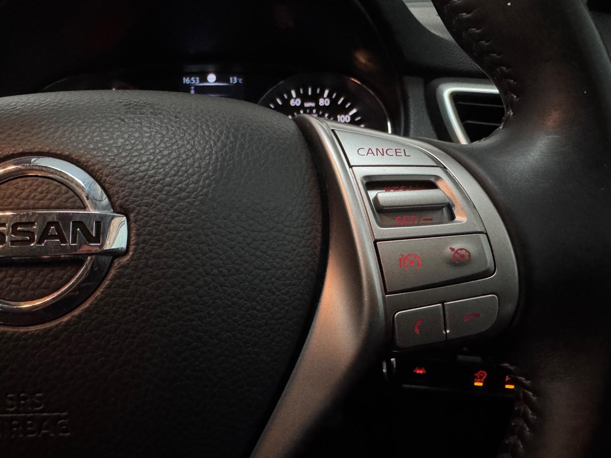 2014 Nissan Qashqai - Thumbnail 18