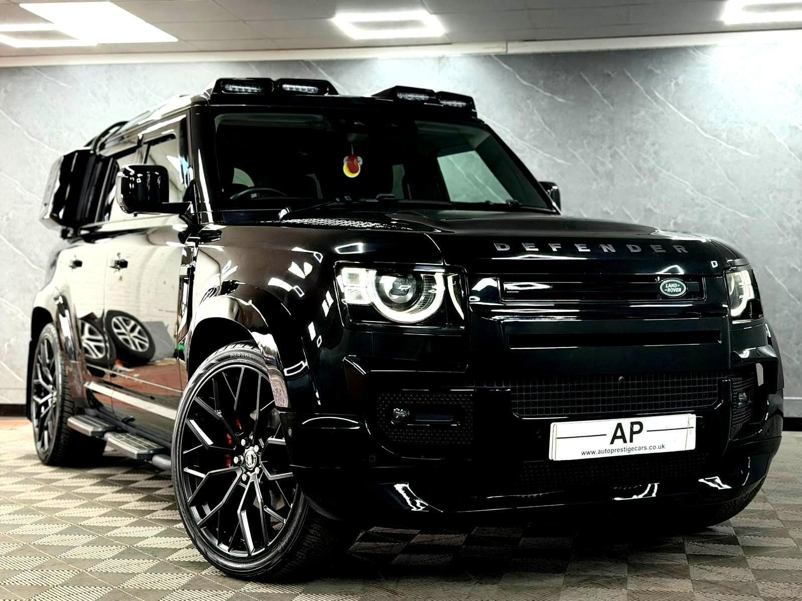 2024 Land Rover Defender 110 - Thumbnail 20