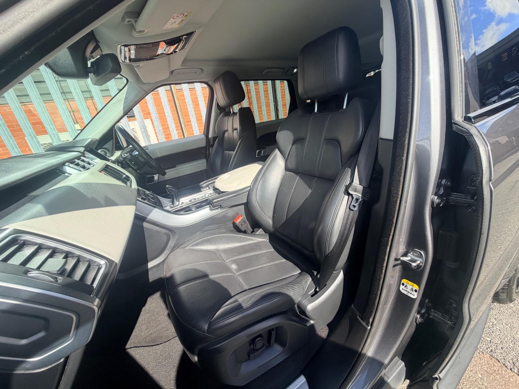 2015 Land Rover Range Rover Sport - Thumbnail 14