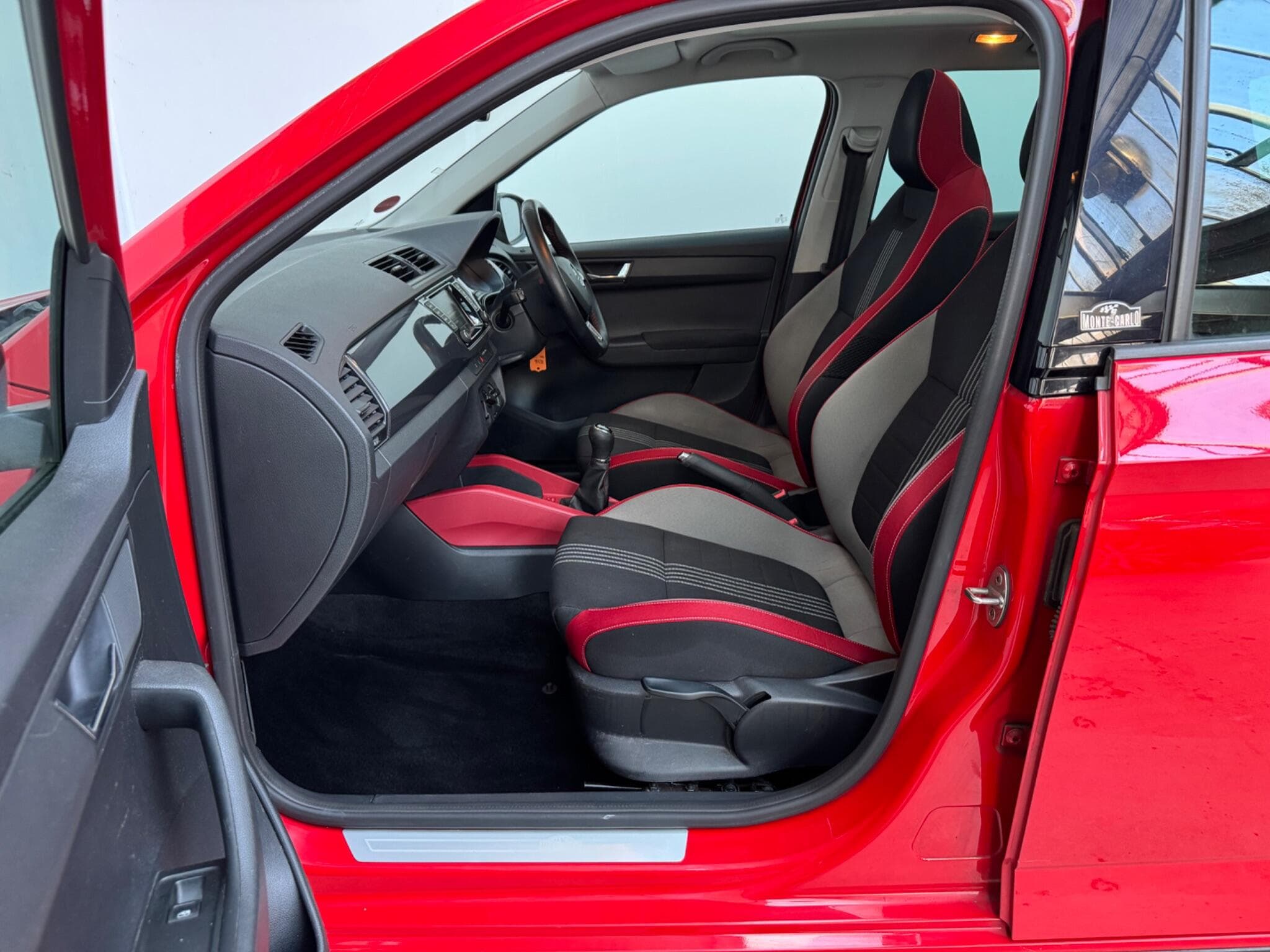 2015 Skoda Fabia - Thumbnail 10