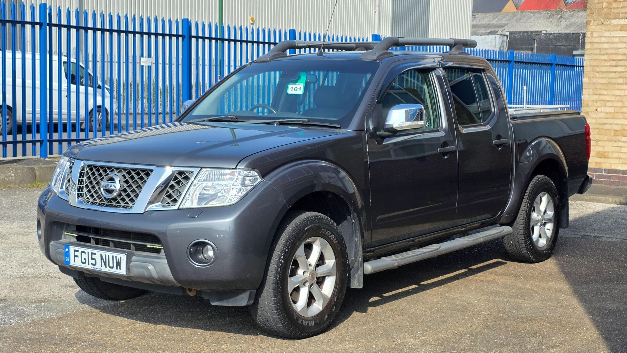 2015 Nissan Navara