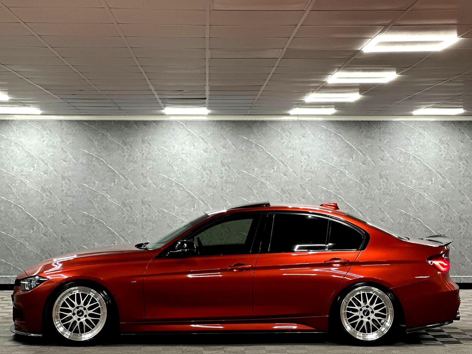 2017 BMW 3 Series - Thumbnail 33